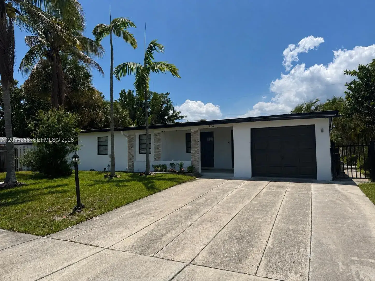 3 bedroom 2 bath Residential for sale at 4161 NE 17th Ave, Pompano Beach FL 33064
