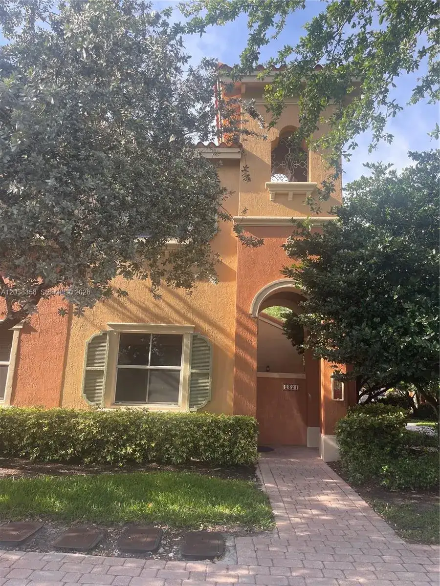3 bedroom 2 bath Residential Lease for rent at 2321 Mariner Ct # 2810, Fort Lauderdale FL 33312