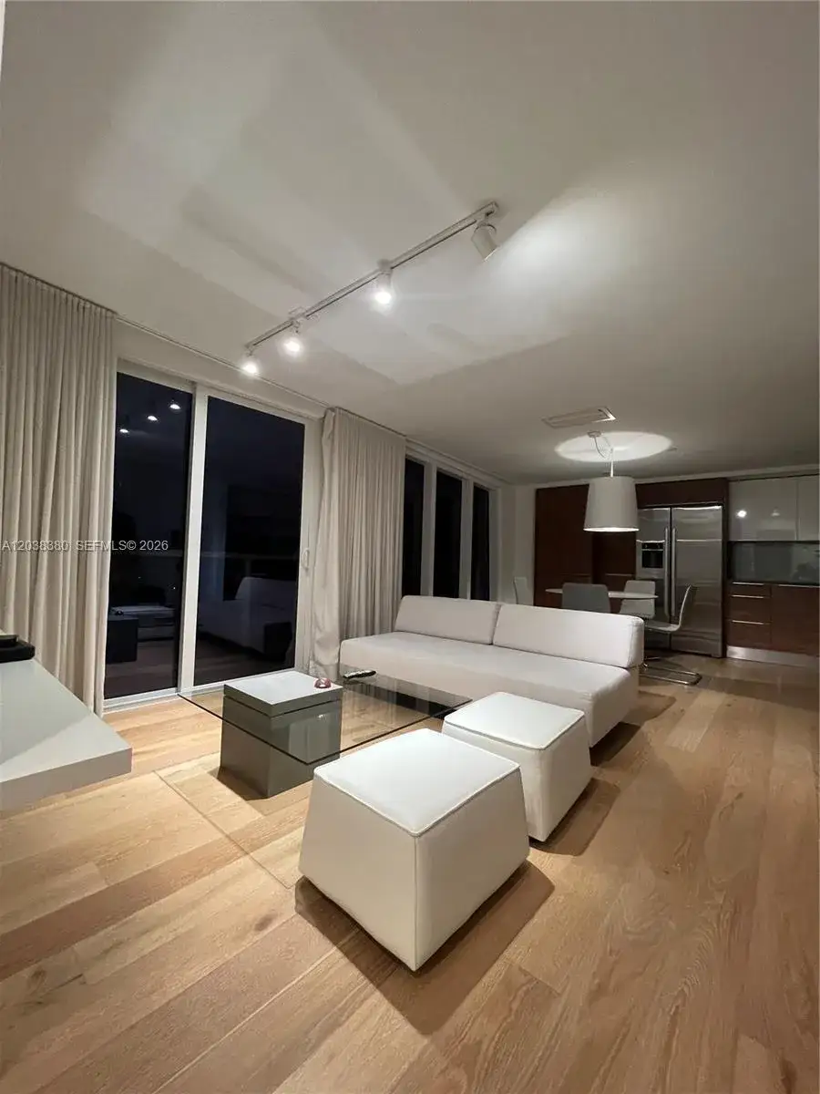 1 bedroom 1 bath Residential Lease for rent at 601 NE 27th St # 201, Miami FL 33137