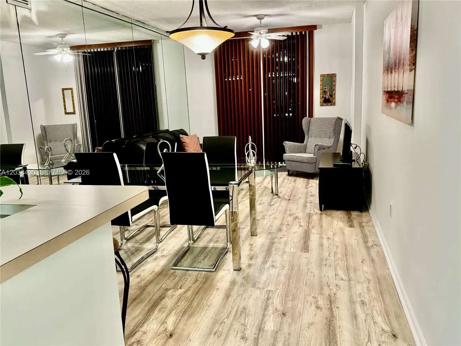 1 bedroom 1 bath Residential for sale at 185 SE 14th Ter # 1812, Miami FL 33131