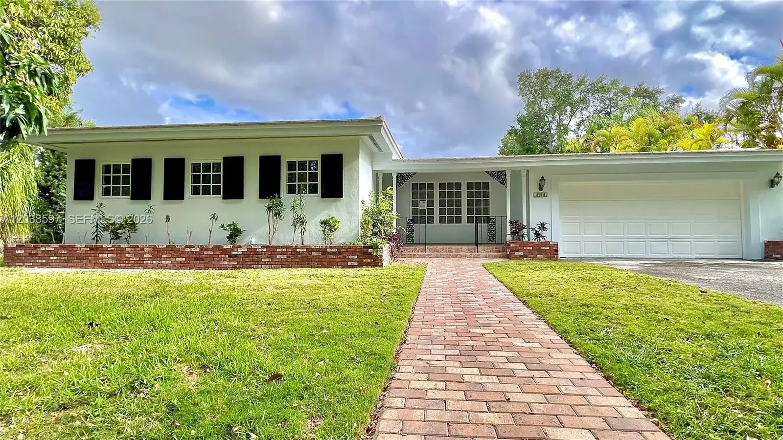 3 bedroom 2 bath Residential Lease for rent at 1506 Delgado Ave, Coral Gables FL 33146