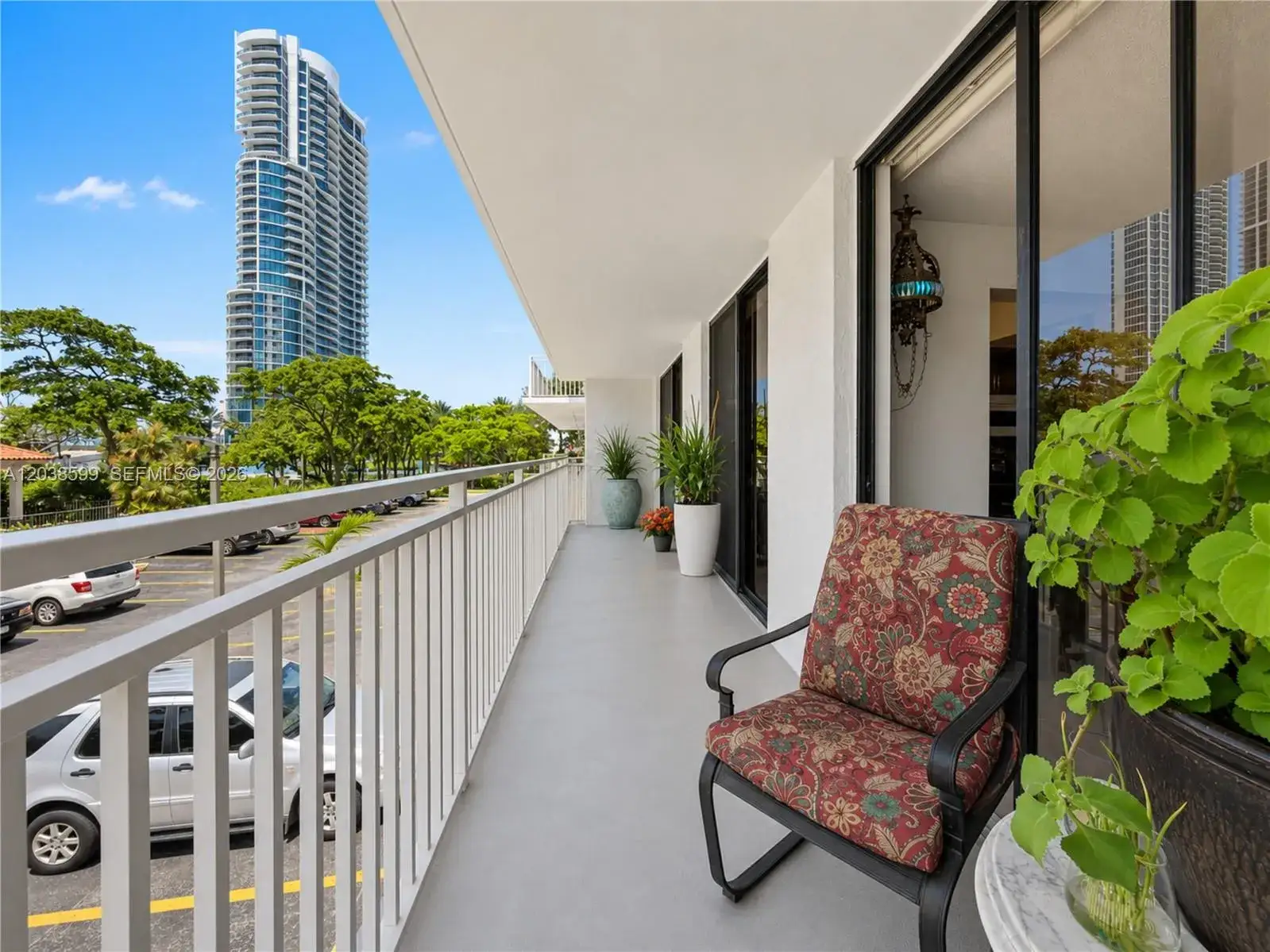 2 bedroom 2 bath Residential for sale at 210 174th St # M18, Sunny Isles Beach FL 33160