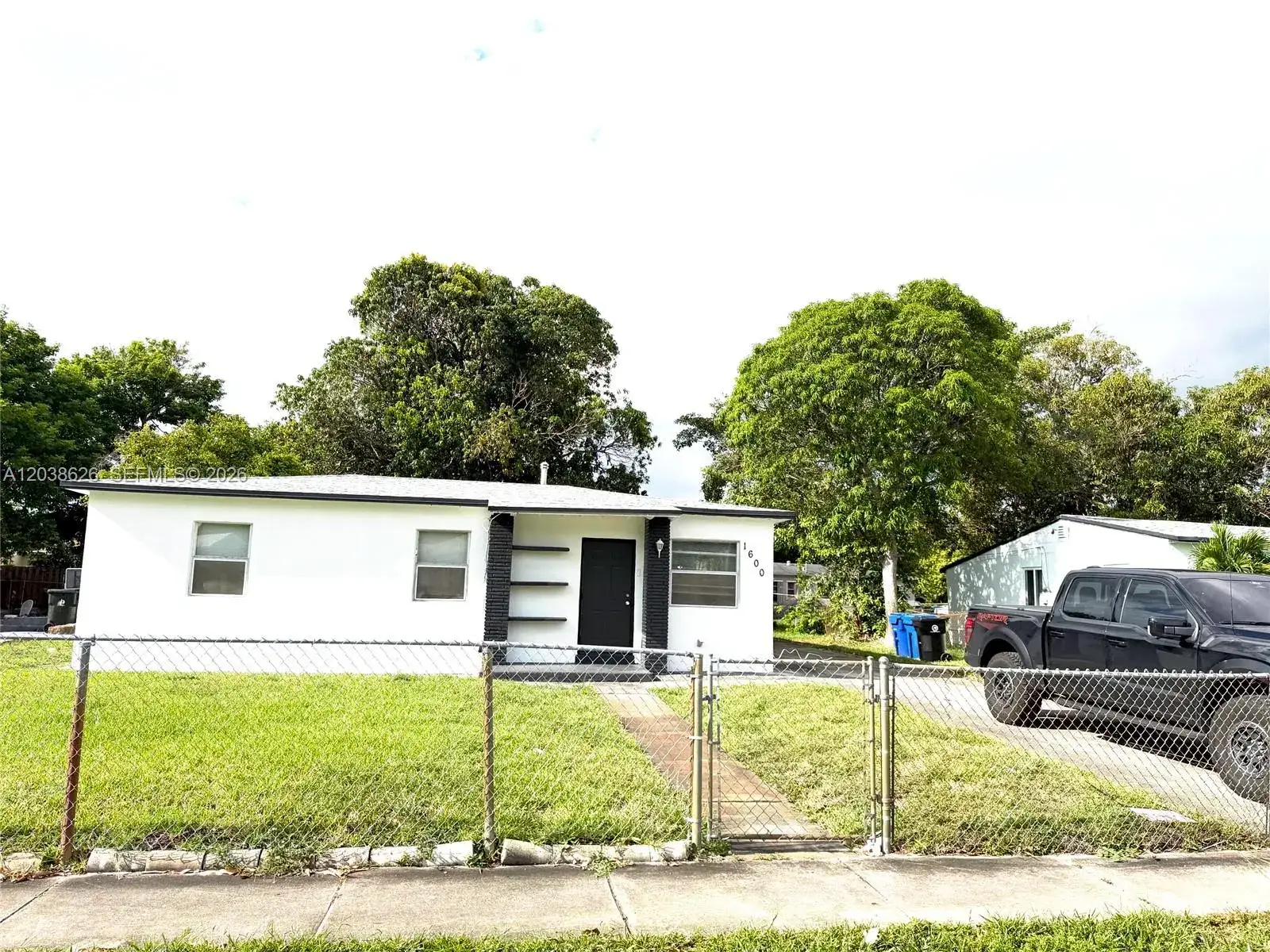 3 bedroom 1 bath Residential Lease for rent at 1600 NW 13th Ct # 1, Fort Lauderdale FL 33311