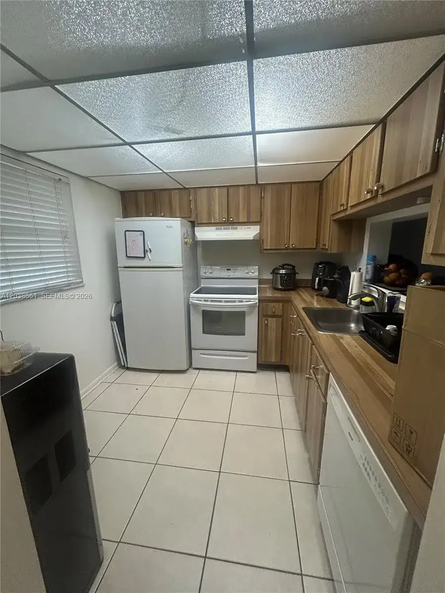 2 bedroom 2 bath Residential Lease for rent at 10875 SW 112th Ave # 203, Miami FL 33176