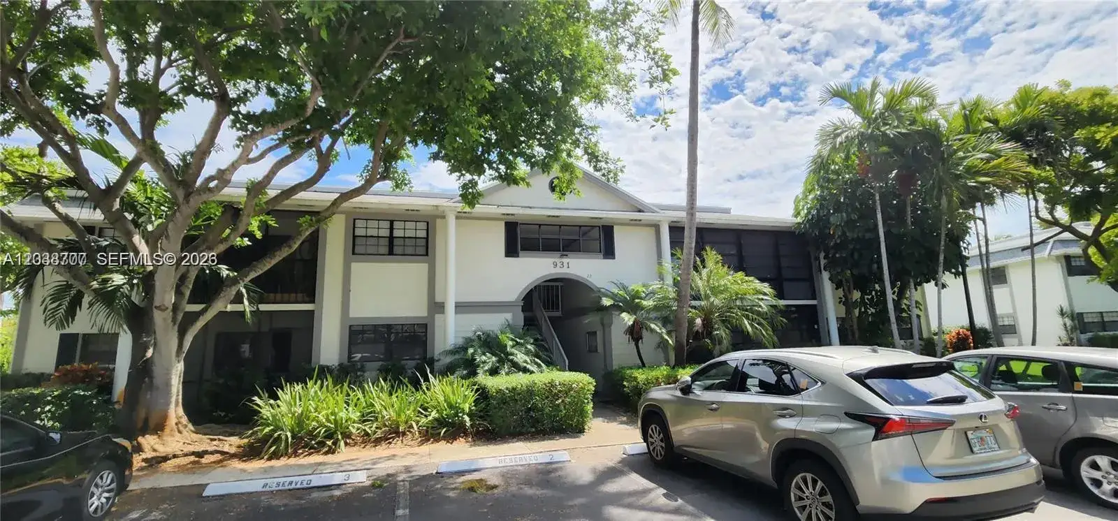 2 bedroom 2 bath Residential Lease for rent at 931 NE 199th St # 22, Miami FL 33179