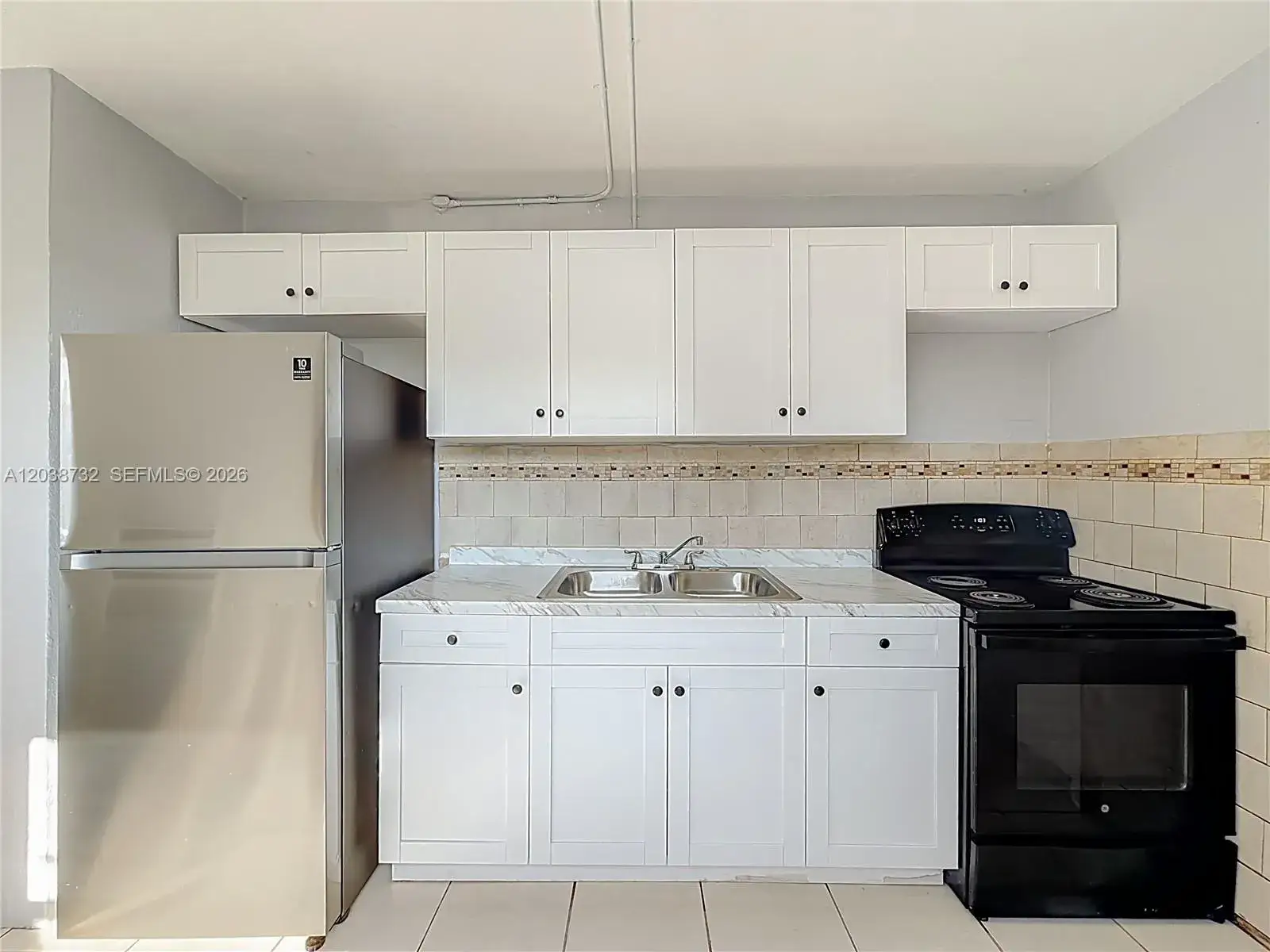 2 bedroom 1 bath Residential Lease for rent at 2408 NW 8th St # 0, Pompano Beach FL 33069