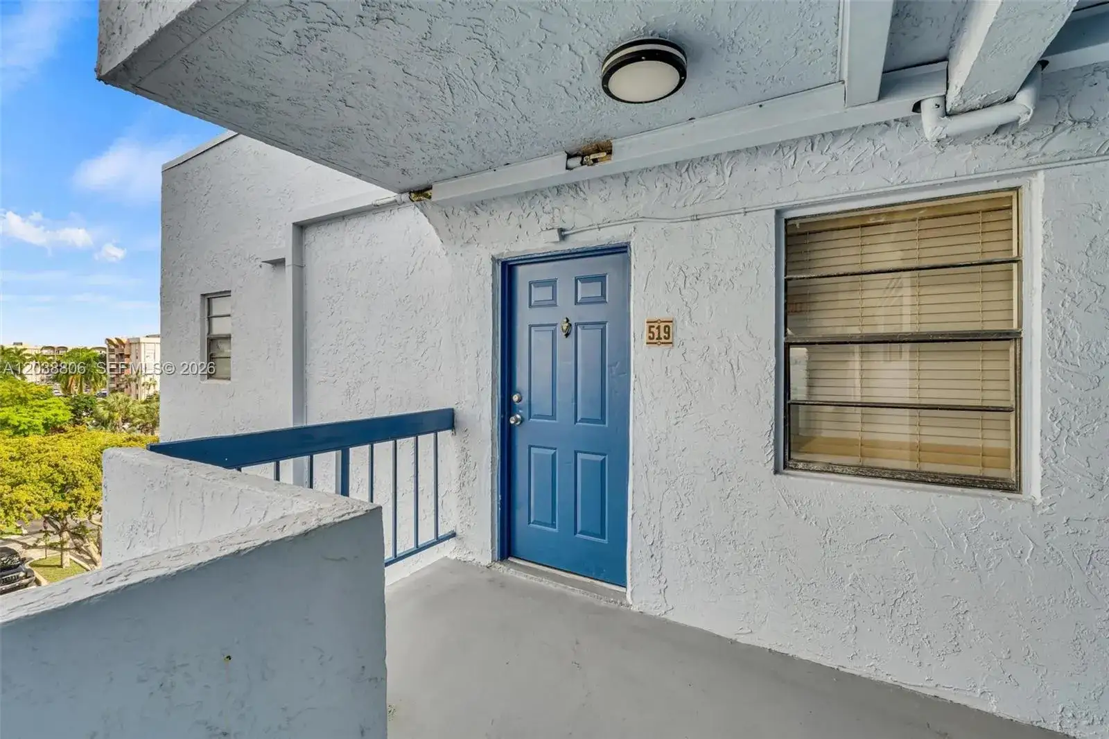 2 bedroom 2 bath Residential for sale at 9460 Fontainebleau Blvd # 519, Miami FL 33172