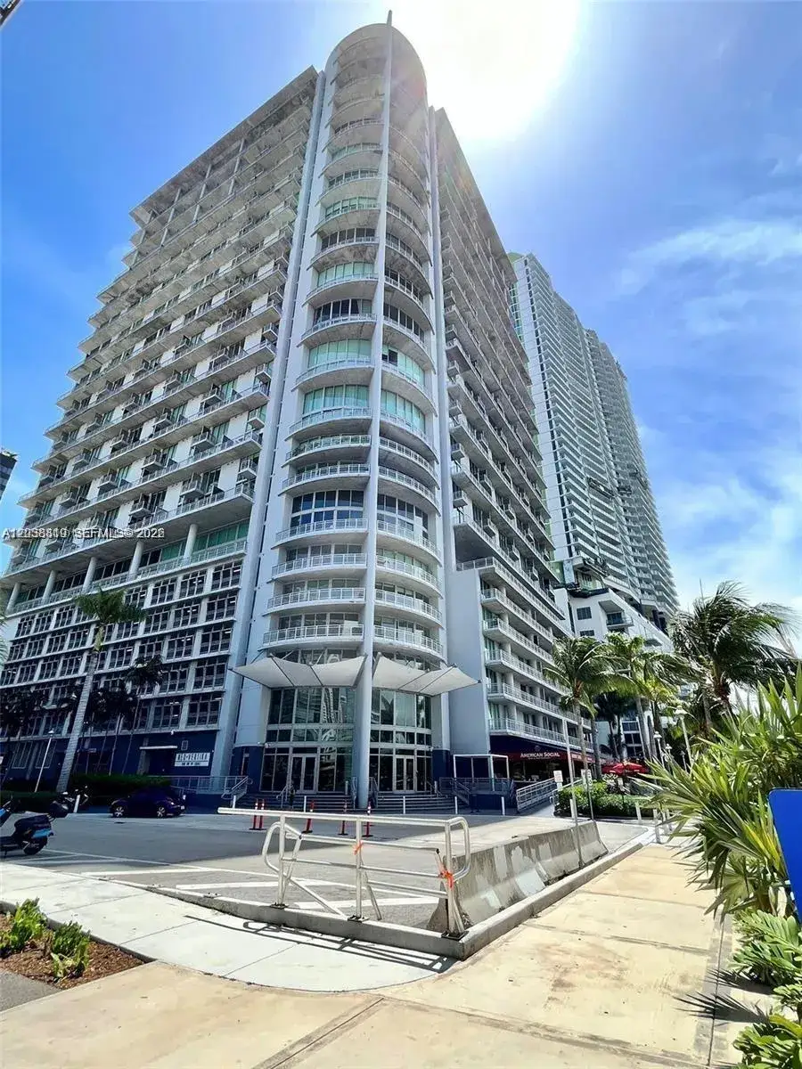 1 bath Residential Lease for rent at 690 SW 1st Ct # 1827, Miami FL 33130