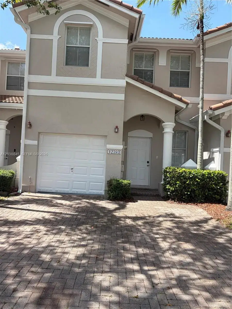 4 bedroom 2 bath Residential Lease for rent at 12393 SW 124th Ter, Miami FL 33186
