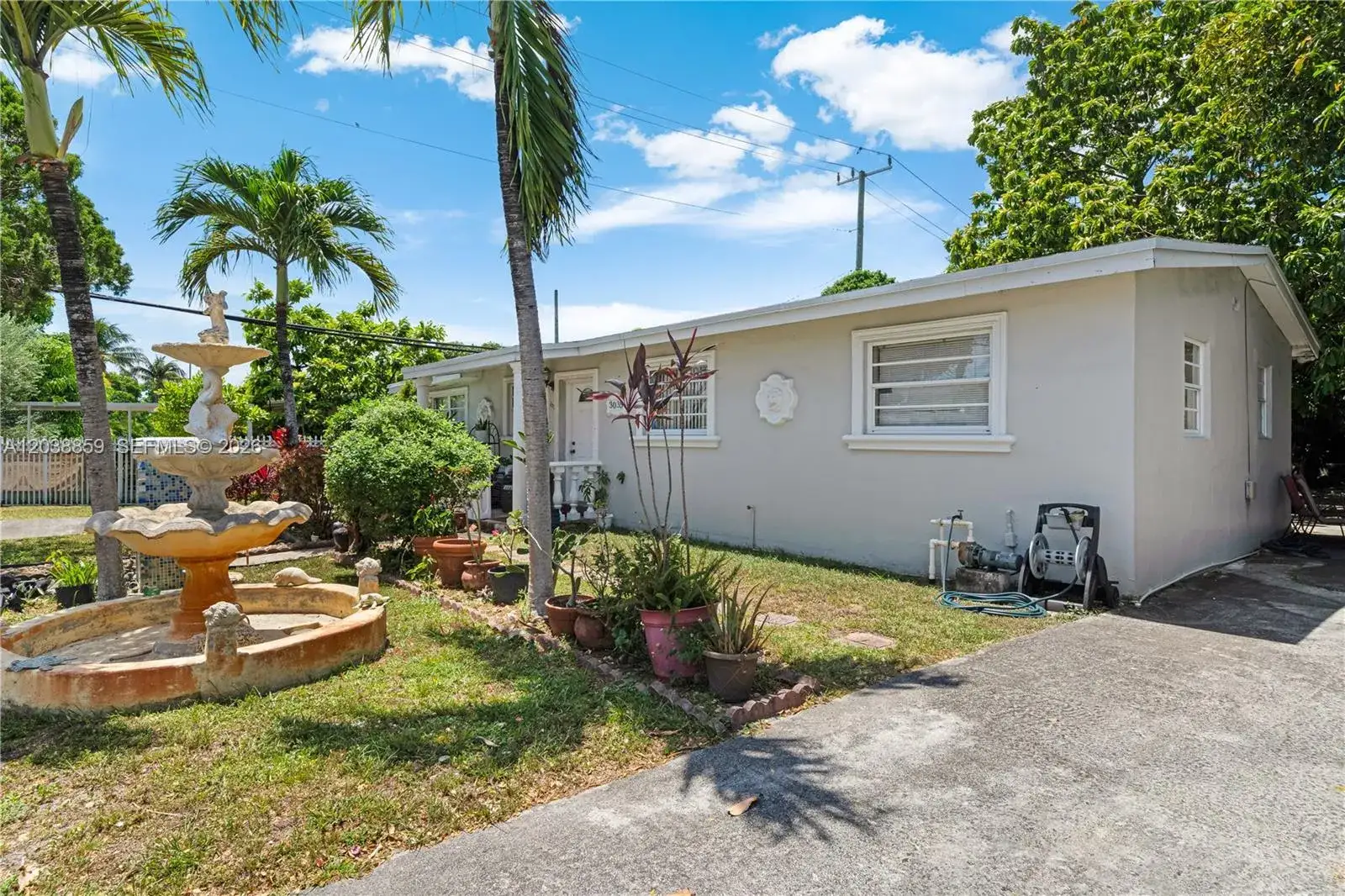 3 bedroom 3 bath Residential for sale at 3035 NW 83 St, Miami FL 33147