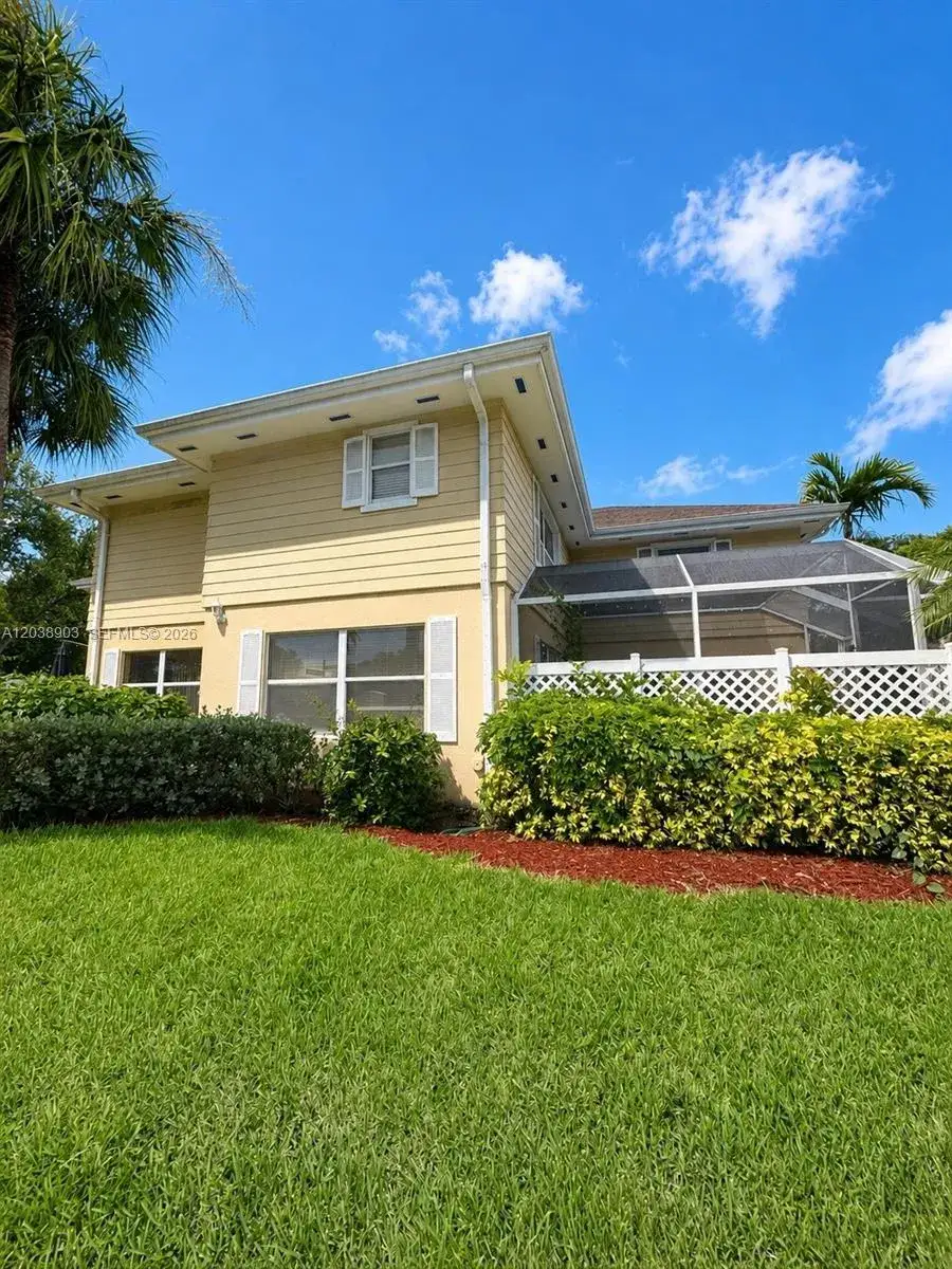 2 bedroom 2 bath Residential for sale at 6403 Dryden Ct, Boynton Beach FL 33436