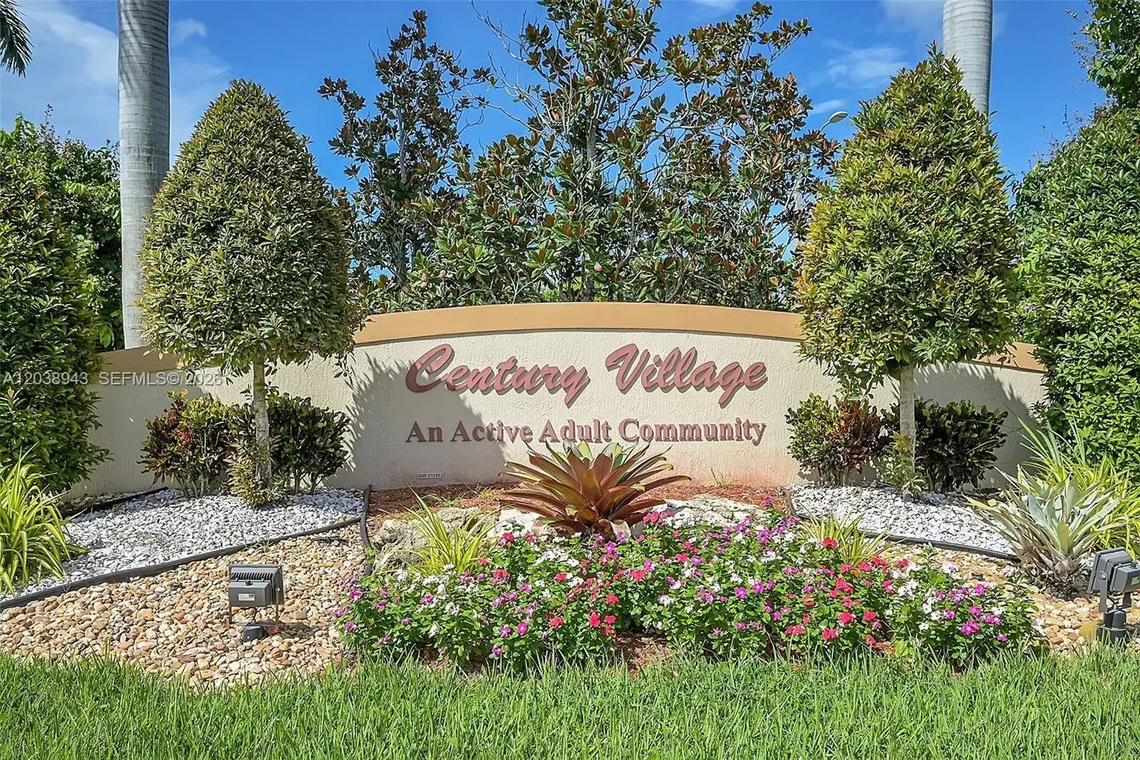 2 bedroom 1 bath Residential for sale at 82 Dorset B # B, Boca Raton FL 33434