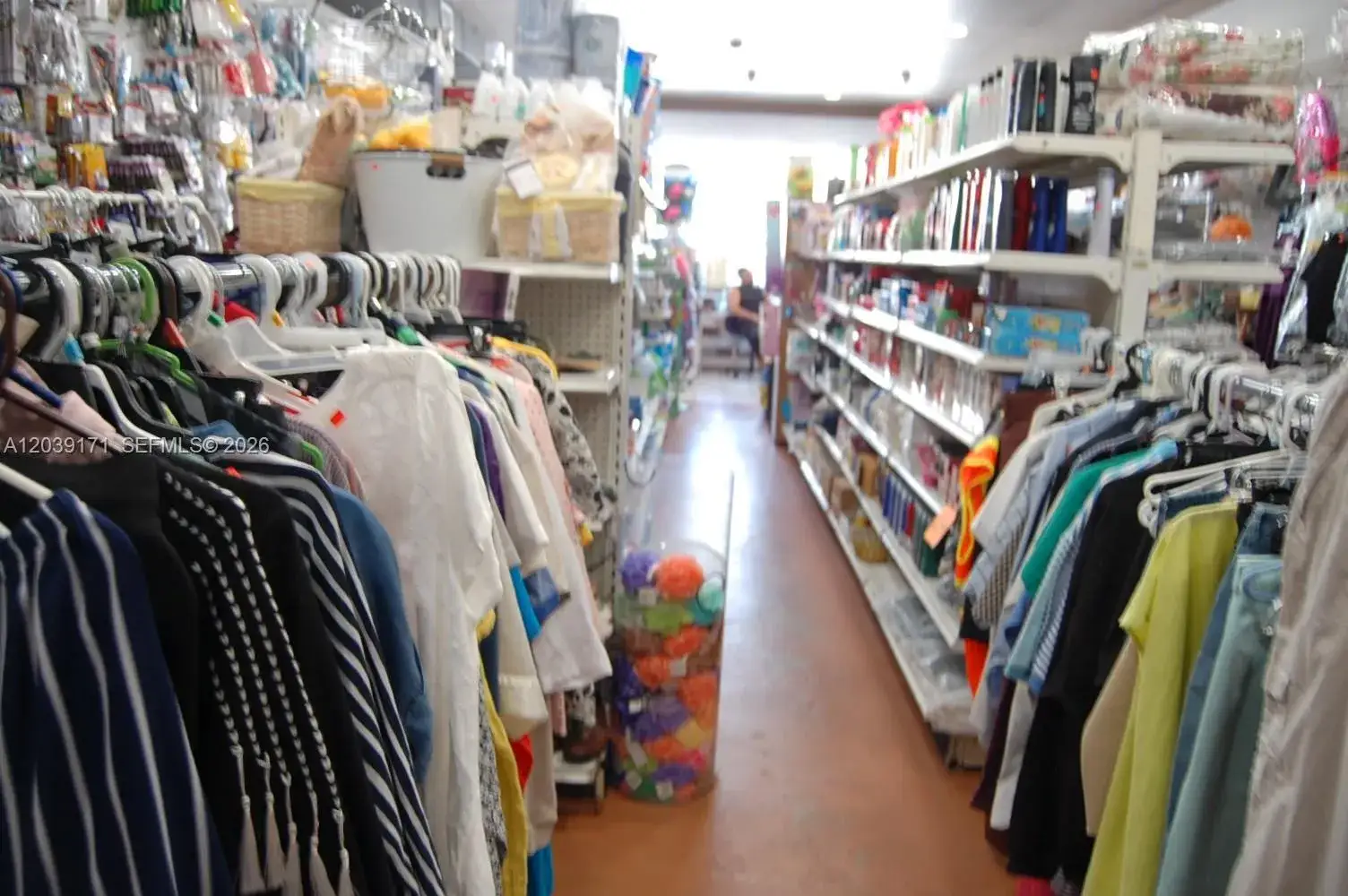 1900 e 4th ave, Hialeah FL 33010