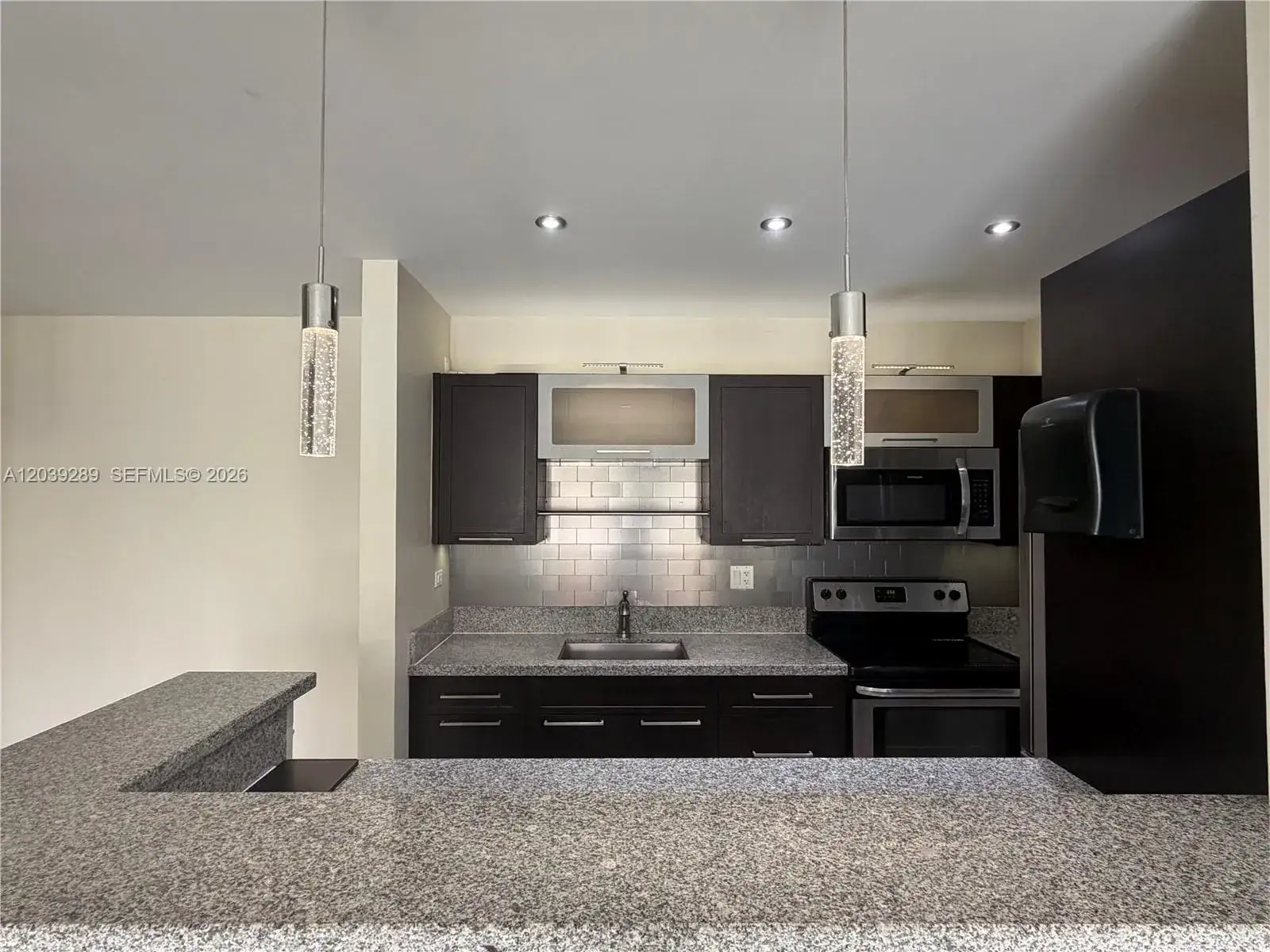 2 bedroom 1 bath Residential Lease for rent at 13872 SW 90th Ave, Miami FL 33176