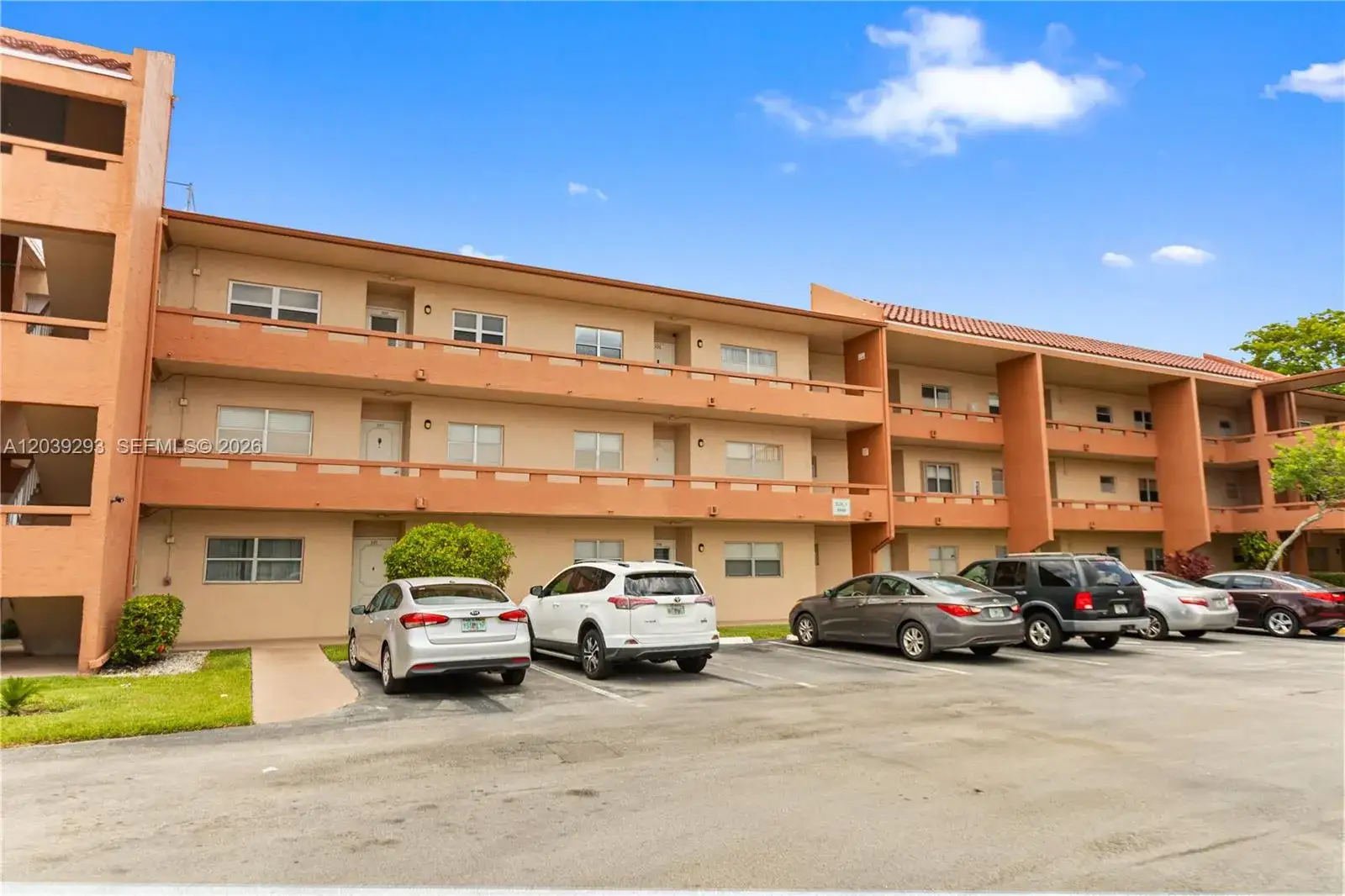 2 bedroom 2 bath Residential for sale at 8846 W Mcnab Rd # 206, Tamarac FL 33321