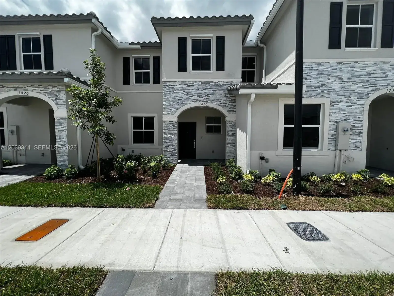 3 bedroom 2 bath Residential Lease for rent at 1810 SE 26th Ter # 1810, Homestead FL 33035