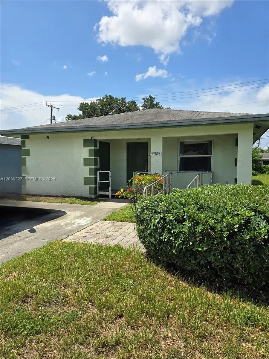 3 bedroom 2 bath Residential for sale at 2581 NW 15th Ct, Fort Lauderdale FL 33311