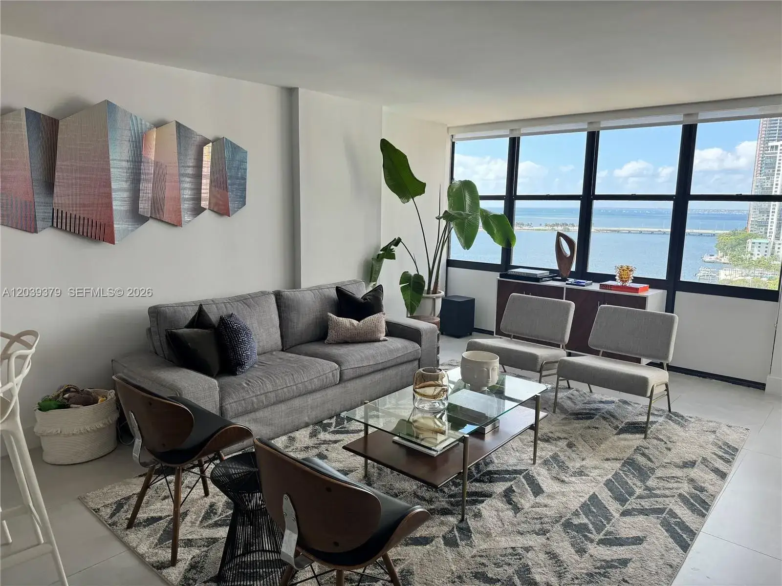 2 bedroom 2 bath Residential Lease for rent at 1865 Brickell Ave # A1411, Miami FL 33129
