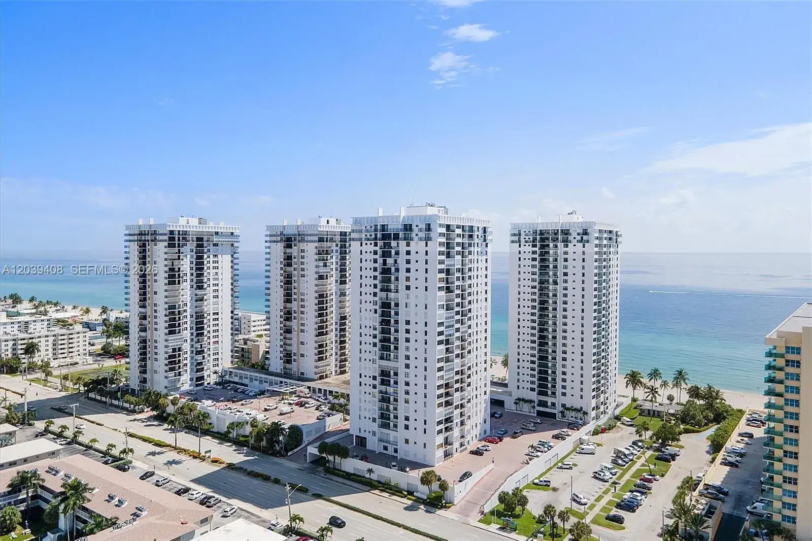 1 bedroom 1 bath Residential for sale at 2301 S Ocean Dr # 1406, Hollywood FL 33019