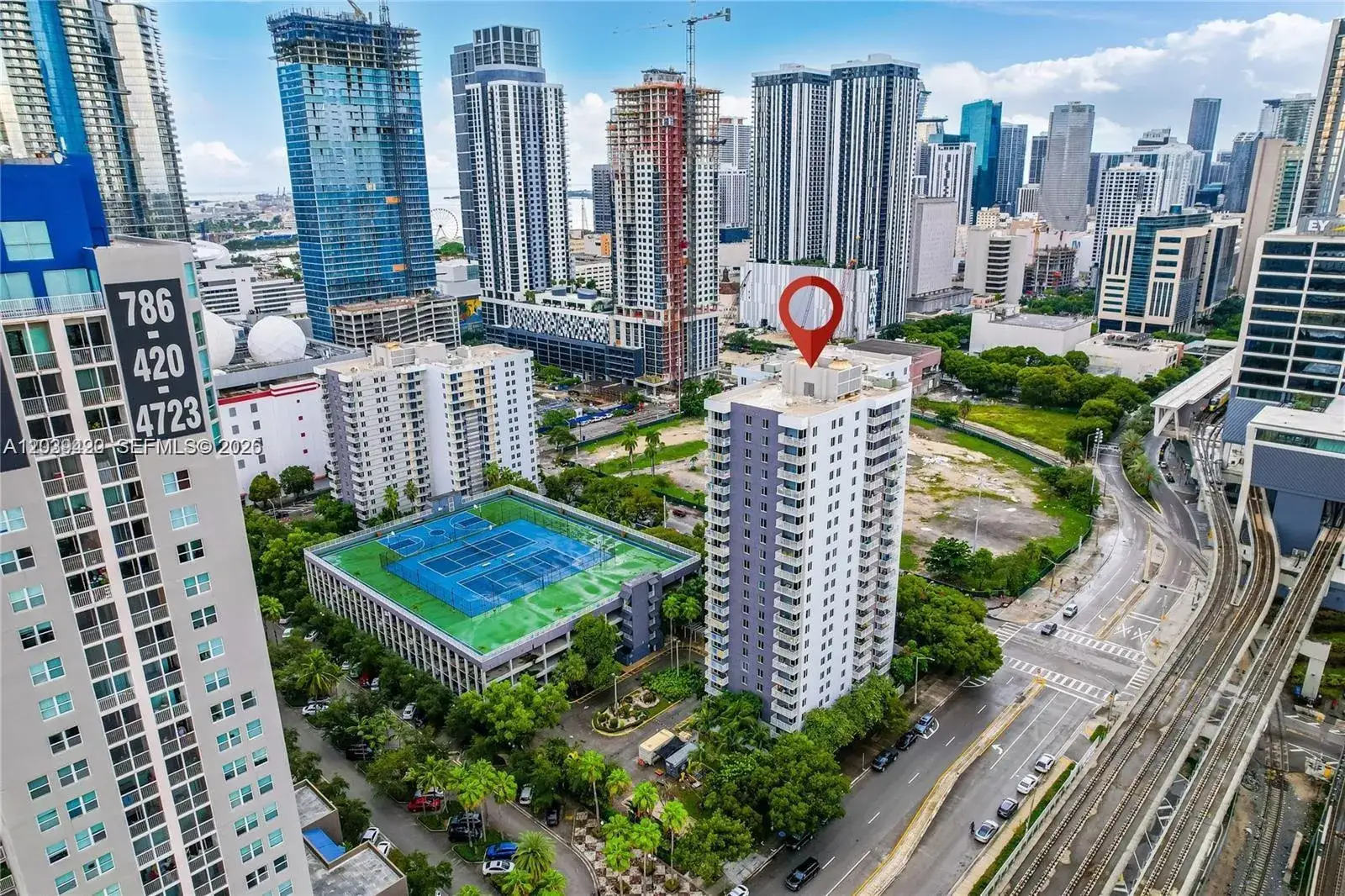 2 bedroom 2 bath Residential Lease for rent at 800 N Miami Ave # 1008, Miami FL 33136