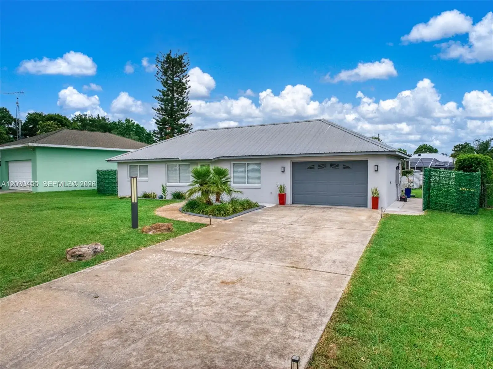2 bedroom 2 bath Residential for sale at 4224 Lake Vista, Sebring FL 33875