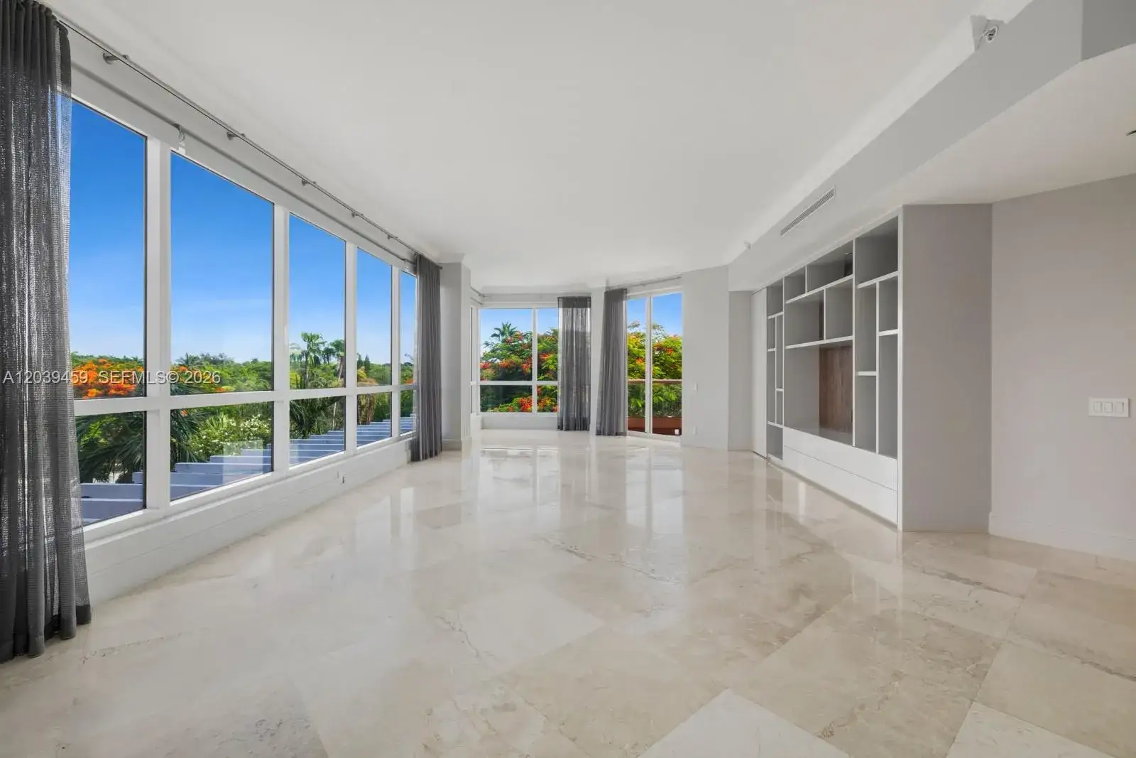 2 bedroom 3 bath Residential Lease for rent at 10 Edgewater Dr # 4H, Coral Gables FL 33133