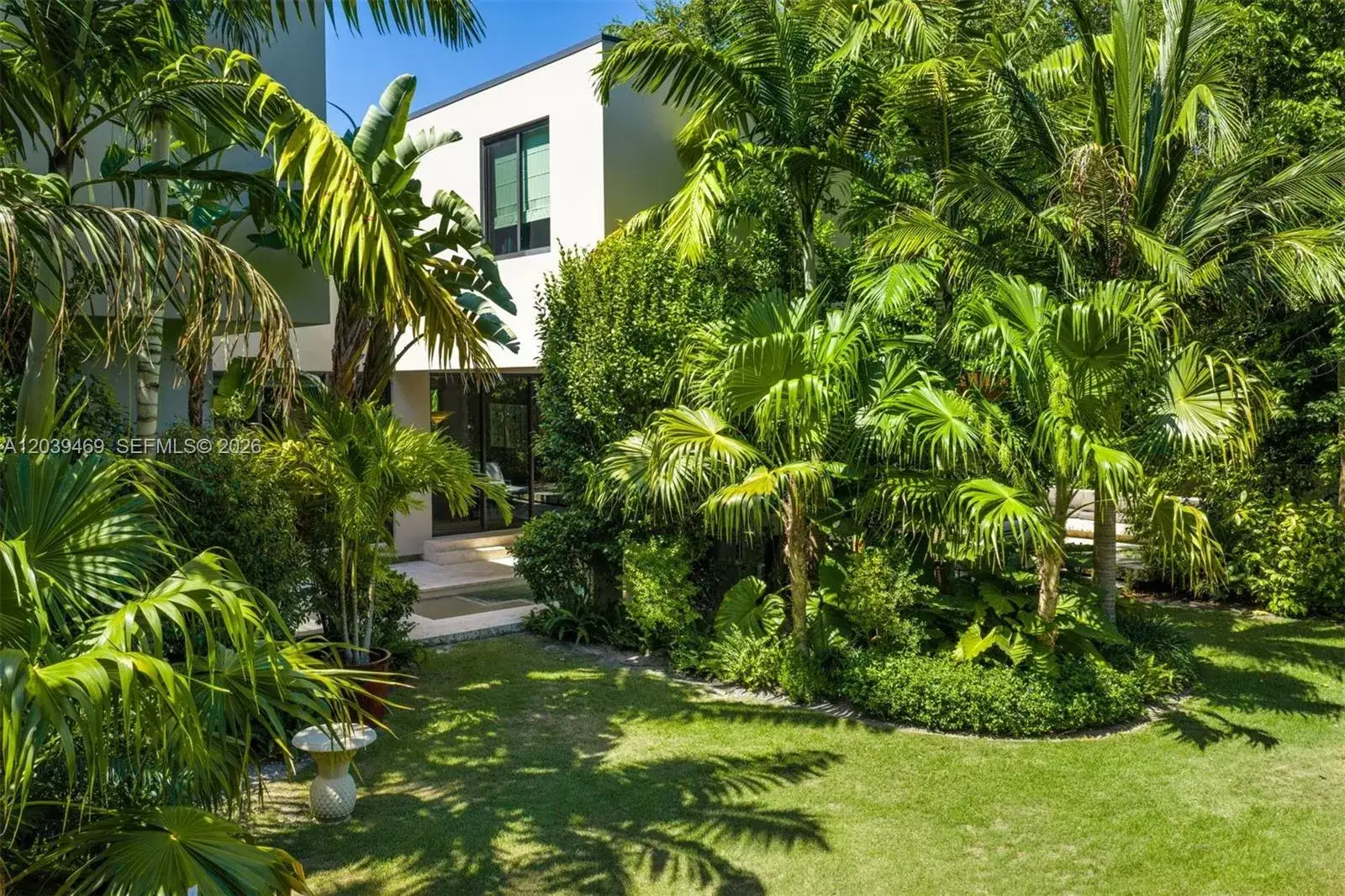 5 bedroom 5 bath Residential for sale at 7851 SW 48th Pl, Miami FL 33143