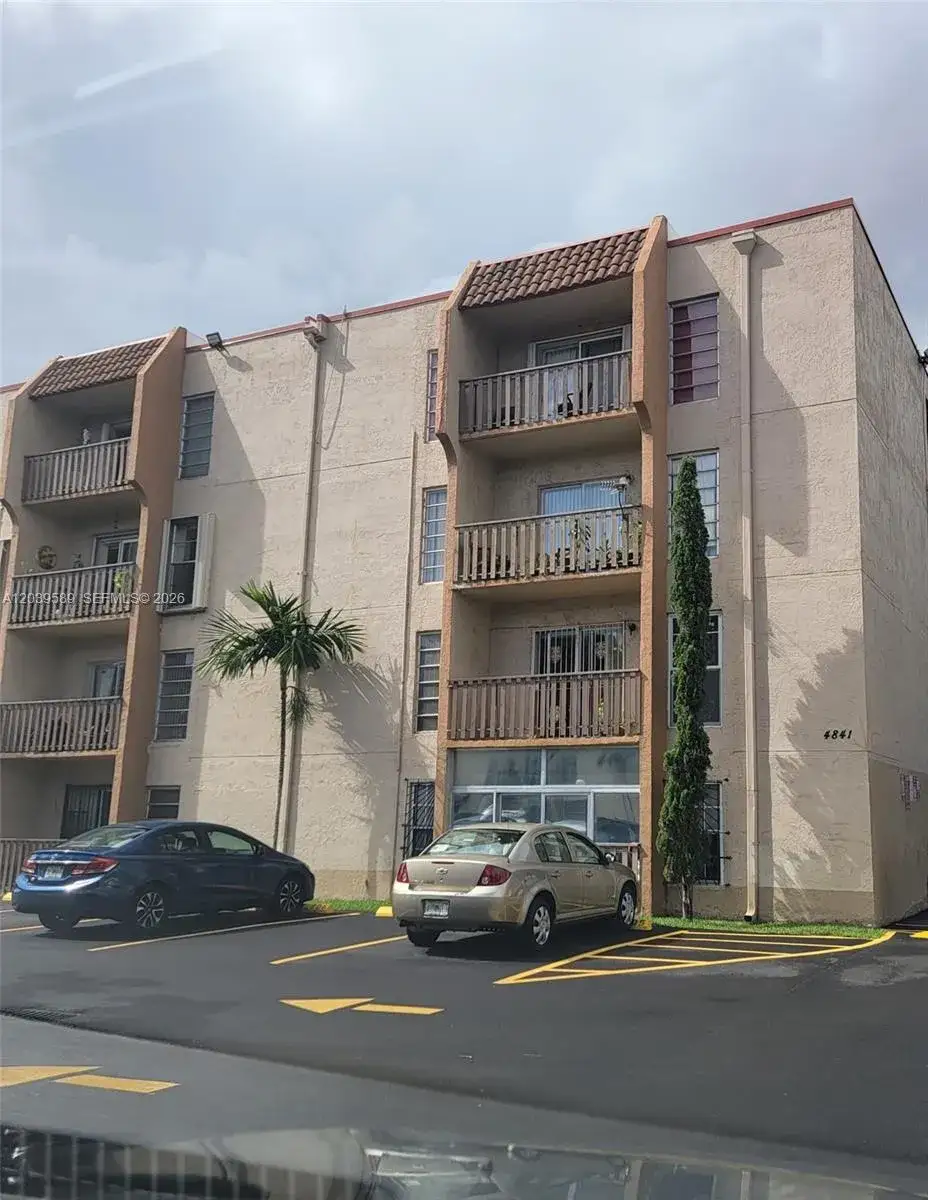 2 bedroom 2 bath Residential Lease for rent at 4841 NW 7th St # 4, Miami FL 33126