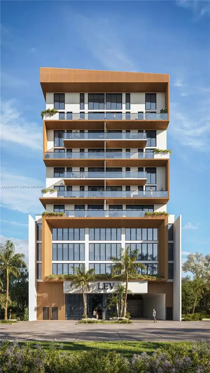 2 bedroom 2 bath Residential for sale at 2520 NE 191st St # 504, Miami FL 33180