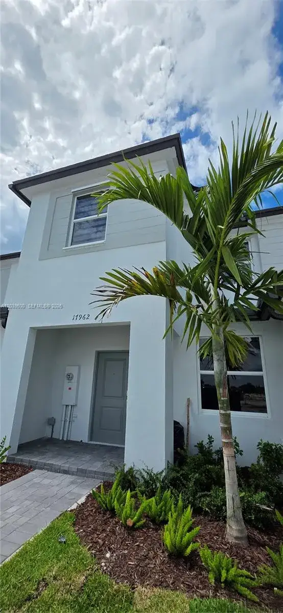 3 bedroom 2 bath Residential Lease for rent at 17962 SW 357th Ter # 17962, Homestead FL 33034