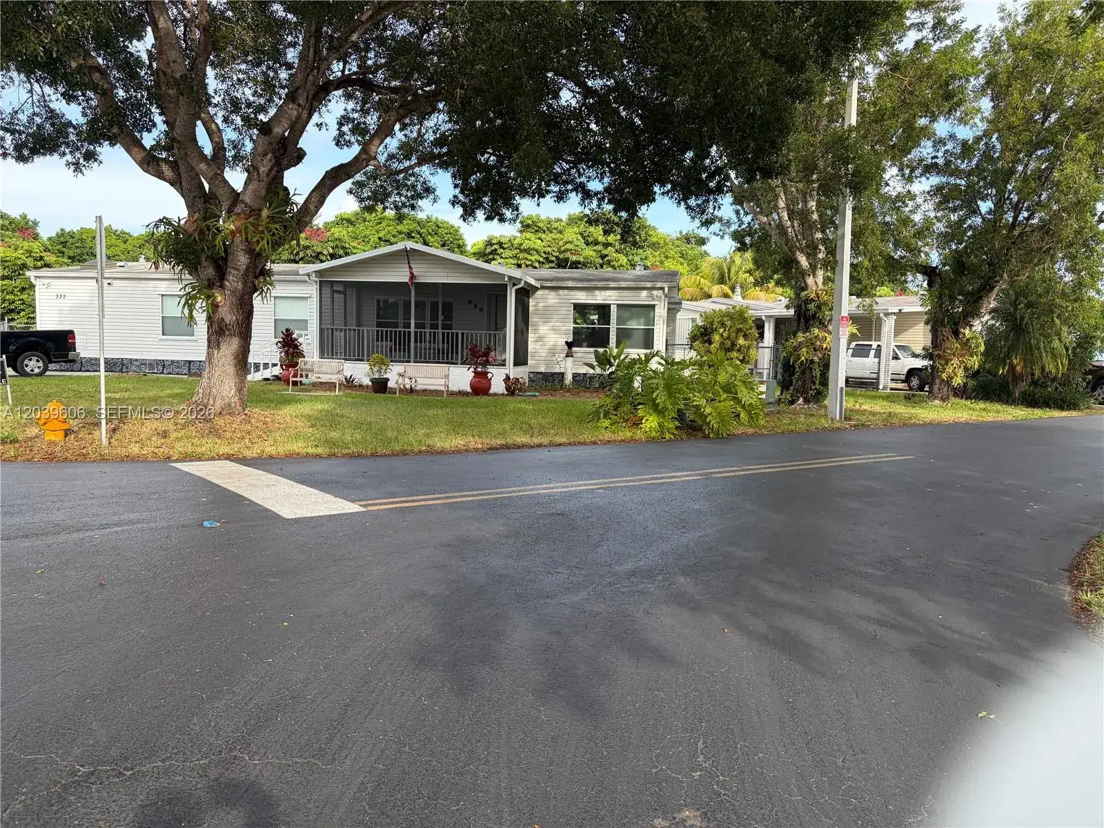 3 bedroom 2 bath Residential for sale at 35303 SW 180th Ave 321-322, Homestead FL 33034
