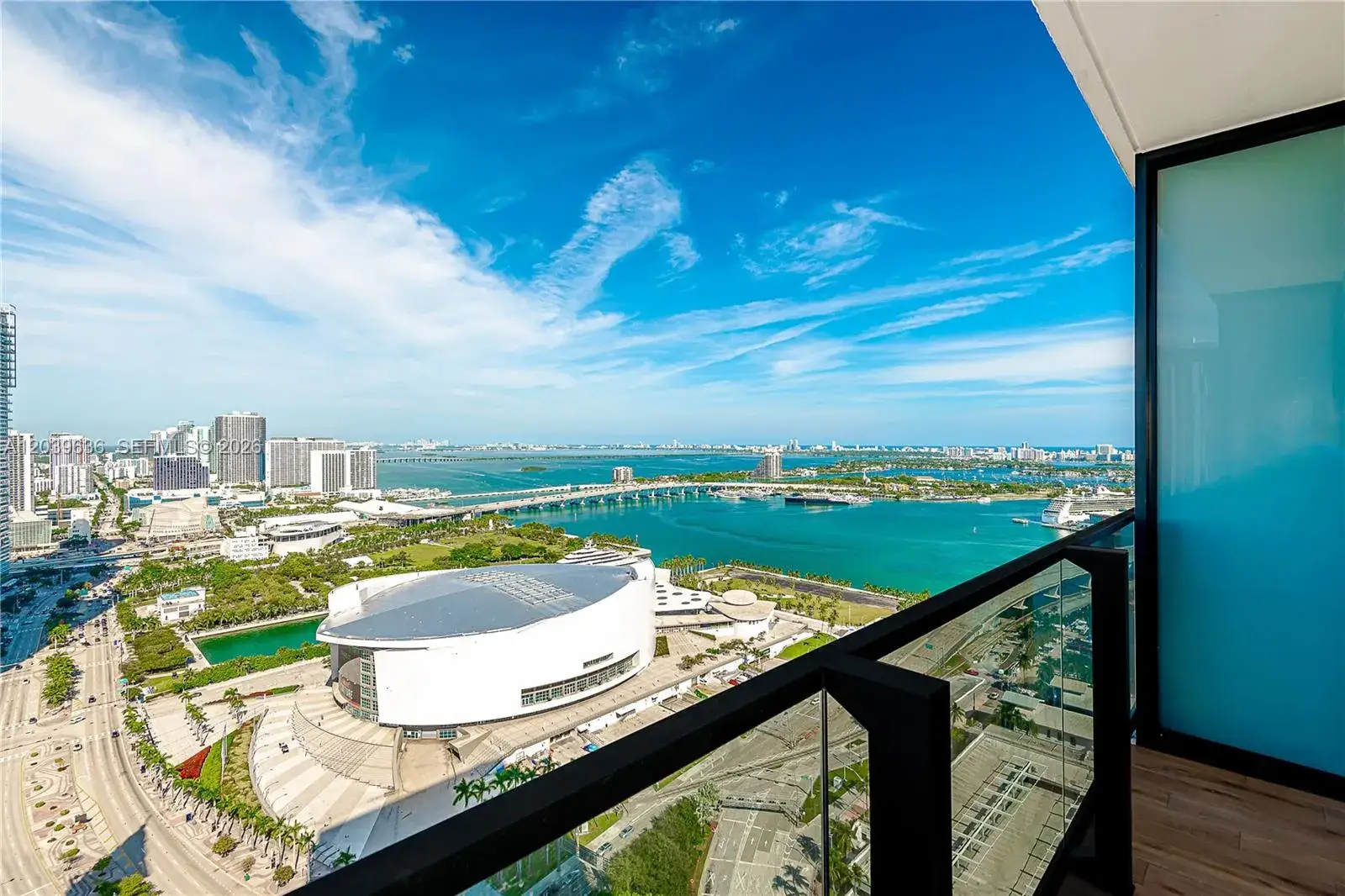 1 bedroom 1 bath Residential for sale at 398 NE 5th St # 2904, Miami FL 33132