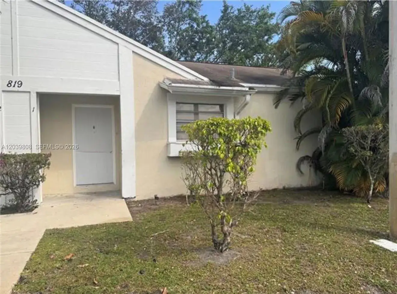 2 bedroom 2 bath Residential Lease for rent at 819 NE 214th Ln # 1, Miami FL 33179