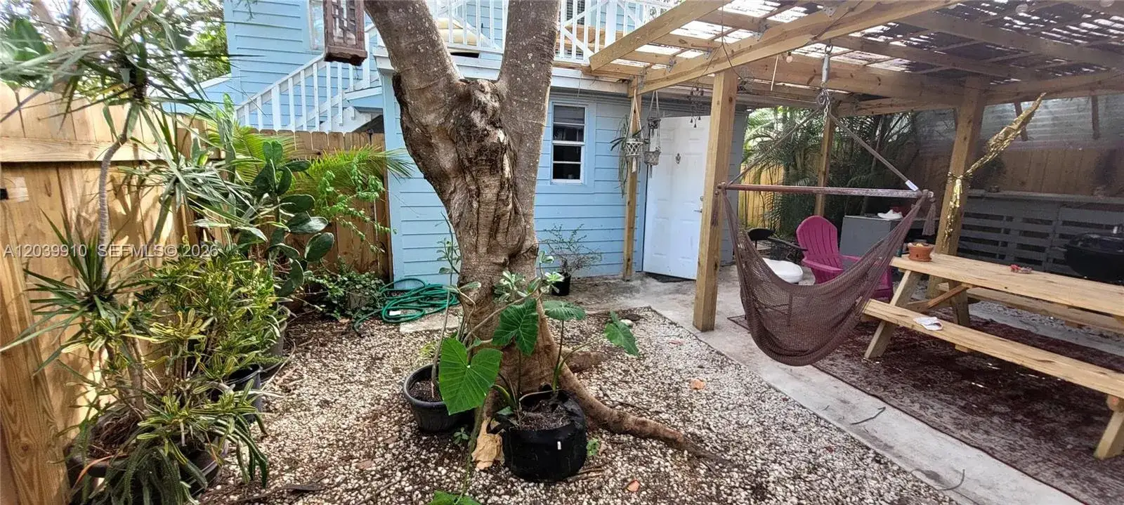 2 bedroom 1 bath Residential for sale at 104 NE 5th St, Fort Lauderdale FL 33301
