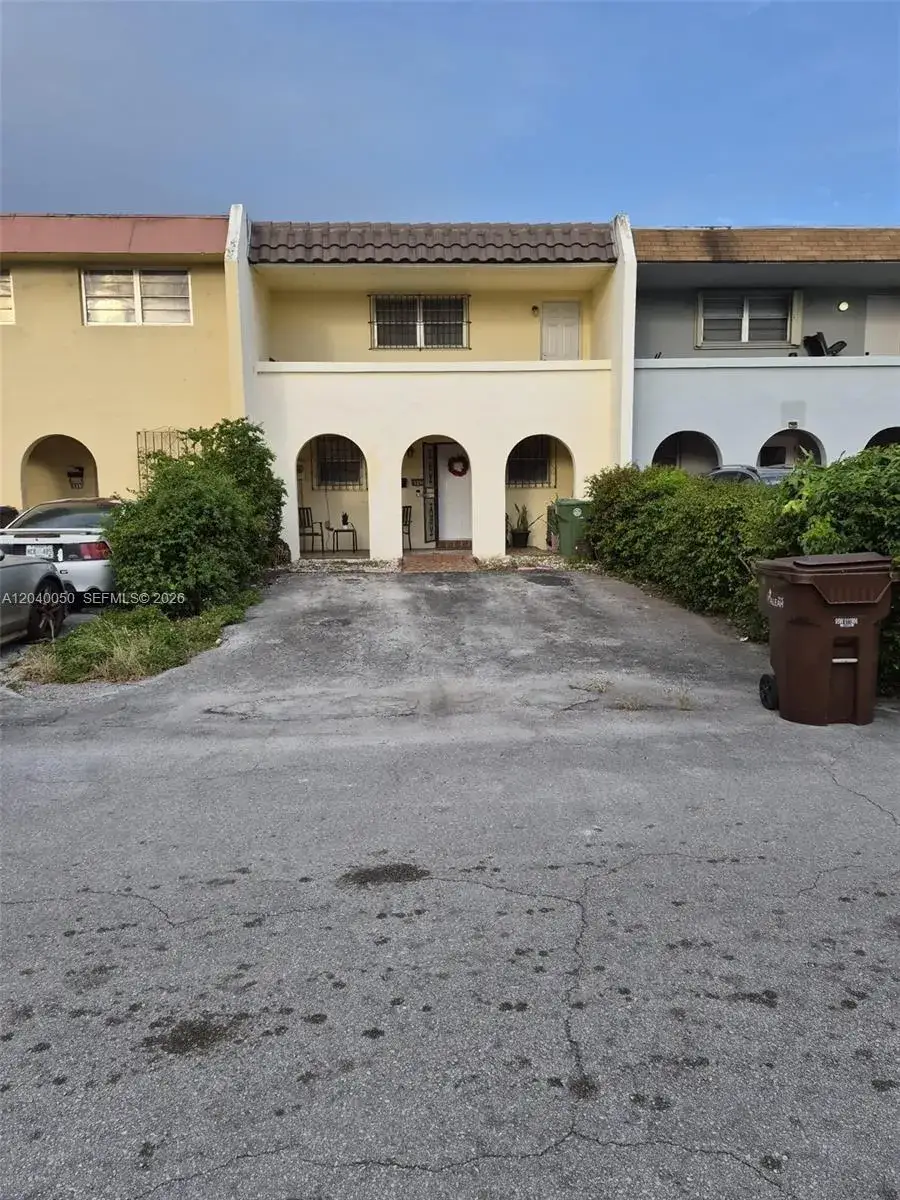 2 bedroom 2 bath Residential for sale at 6945 W 2nd Way, Hialeah FL 33014