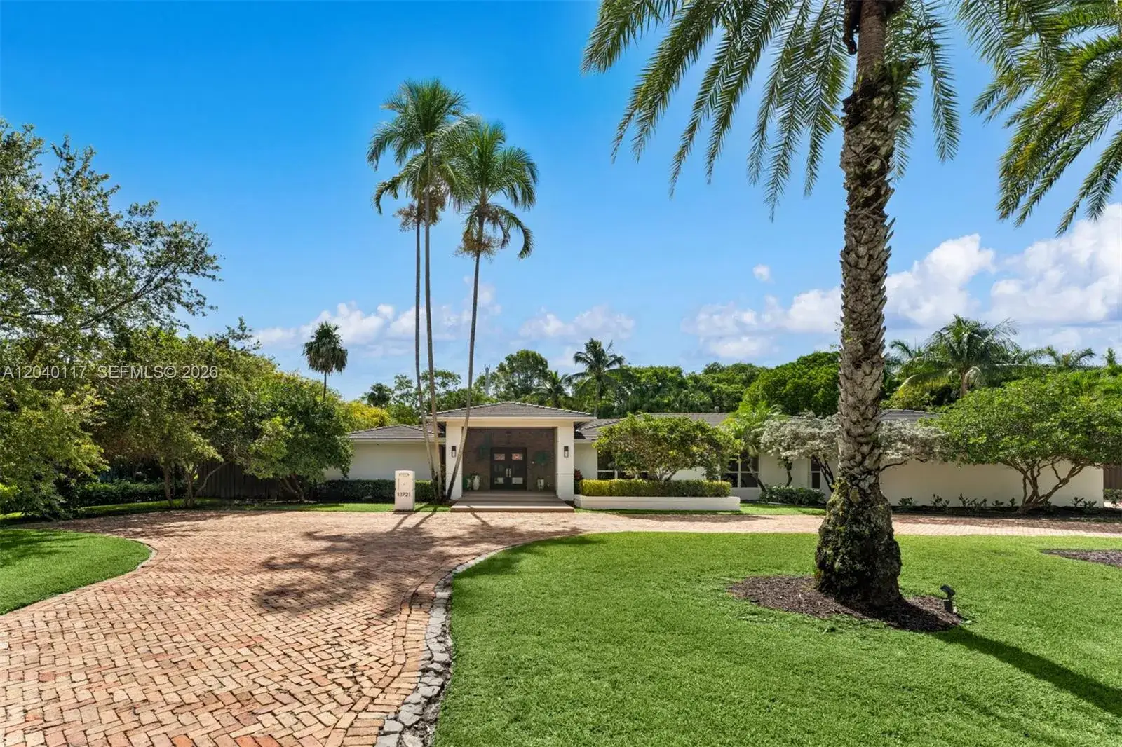 5 bedroom 3 bath Residential for sale at 11721 Jacaranda Pl, Coral Gables FL 33156
