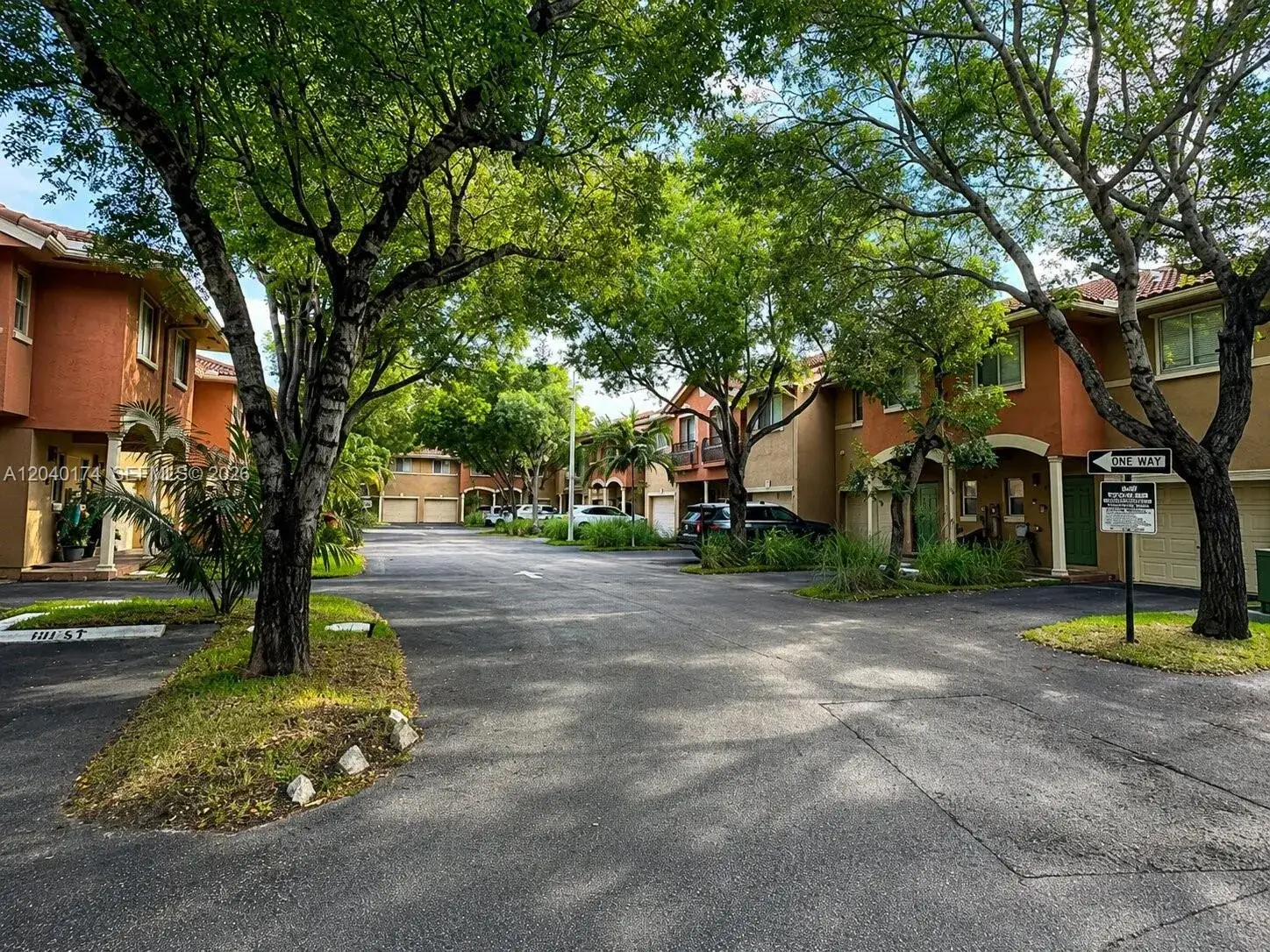 Residential Income for sale at 31 SE 3, Hallandale Beach FL 33009