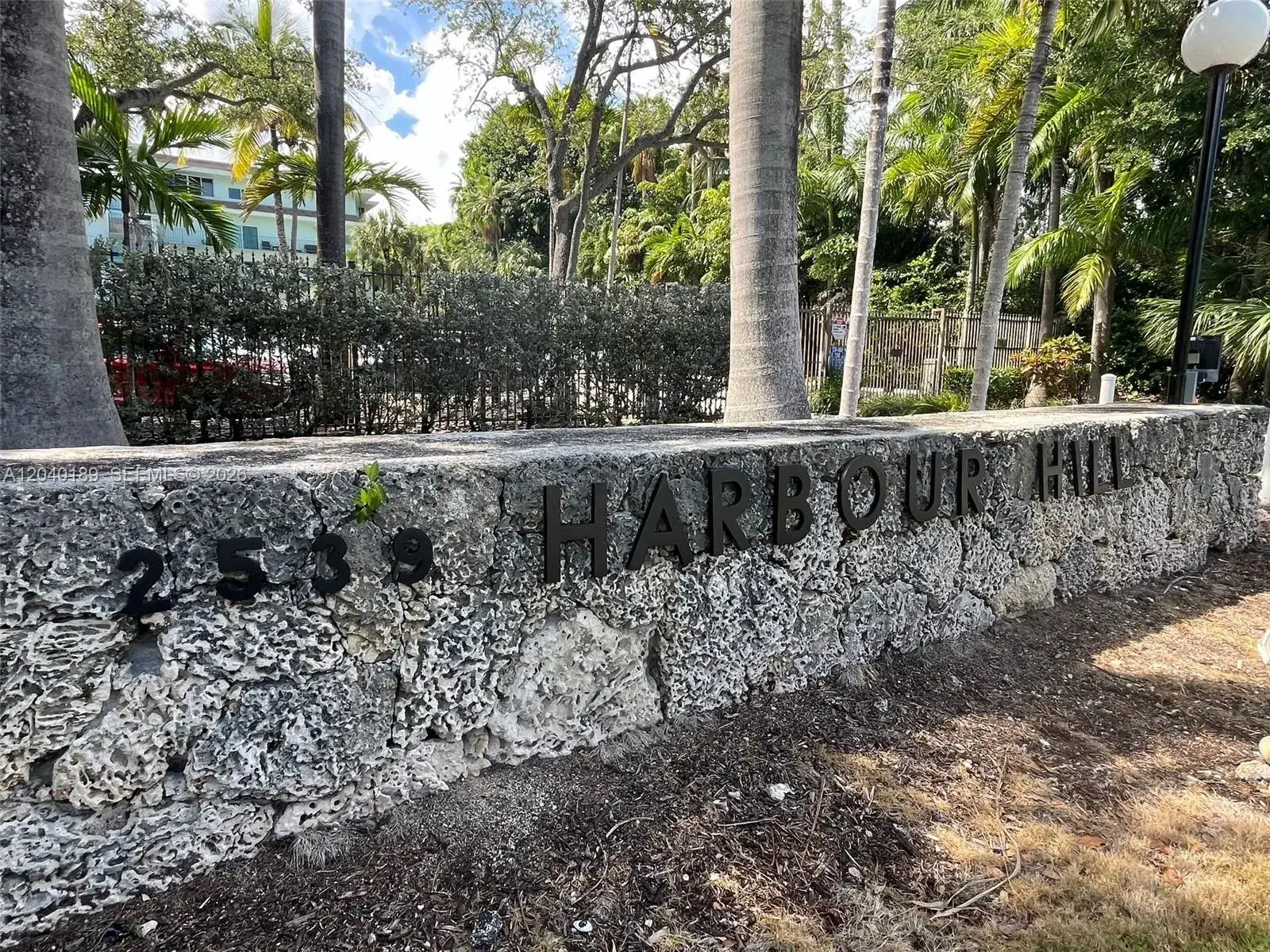 1 bedroom 1 bath Residential Lease for rent at 2539 S Bayshore Dr # 320A, Miami FL 33133