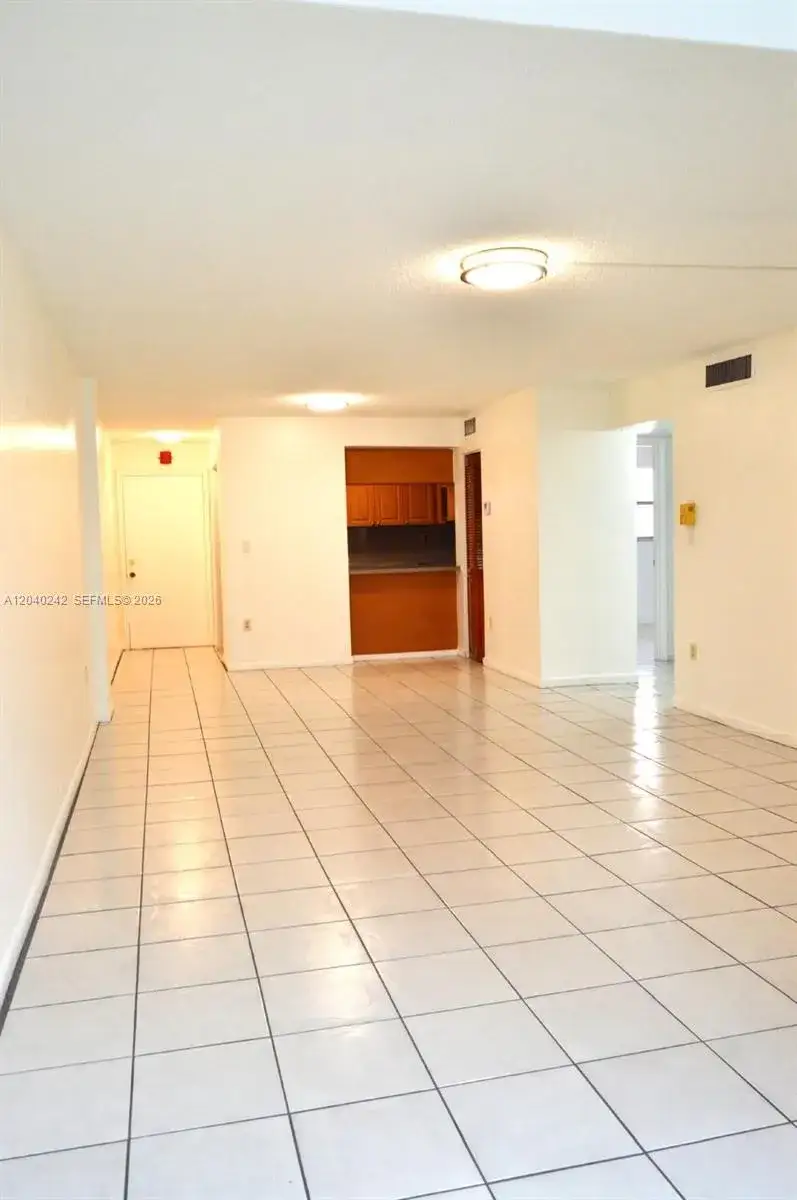 2 bedroom 2 bath Residential for sale at 1910 W 56th St # 3312, Hialeah FL 33012