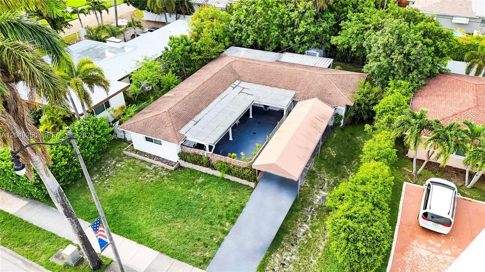 3 bedroom 3 bath Residential for sale at 3145 Hollywood Blvd, Hollywood FL 33021