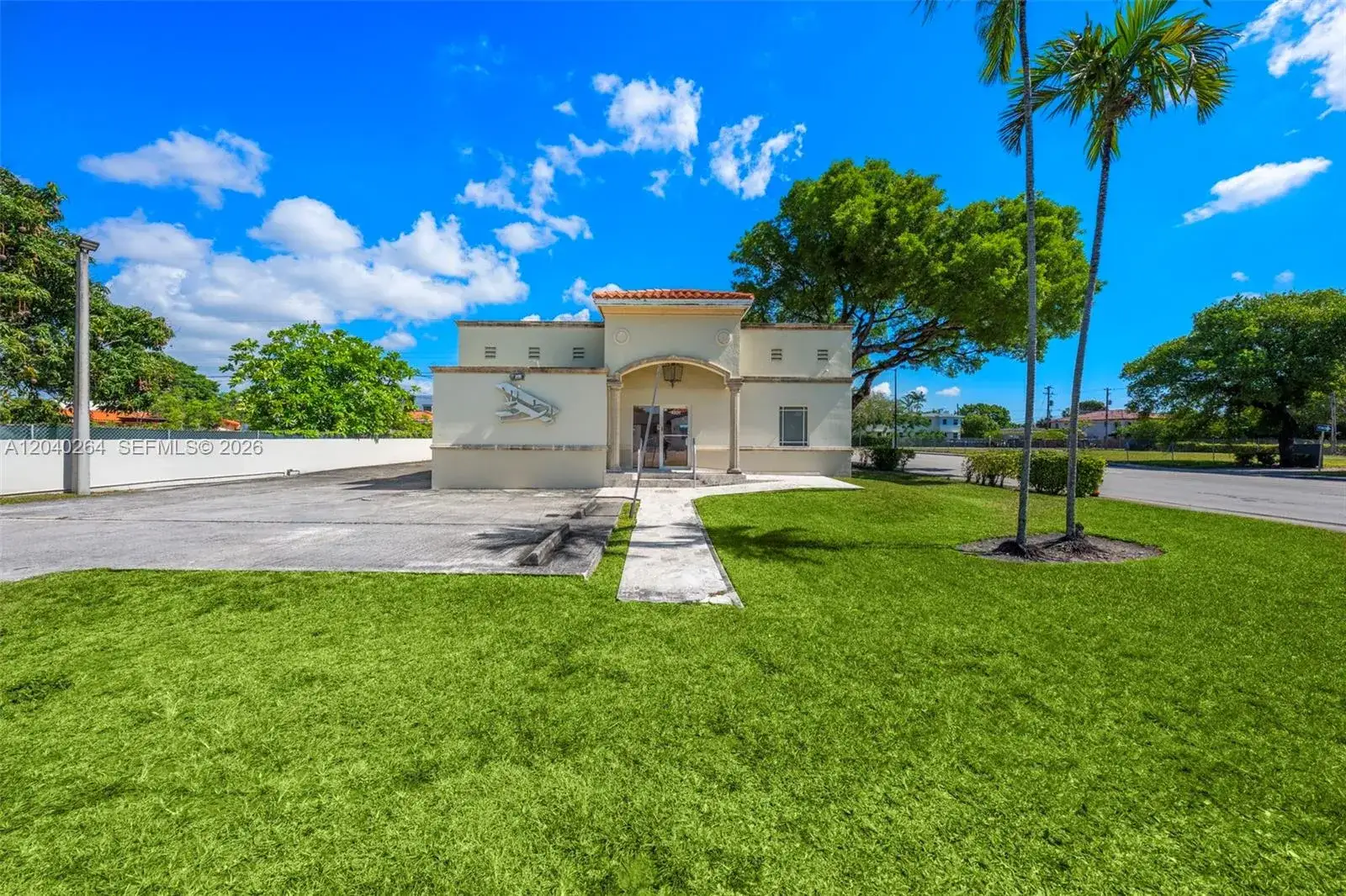 Commercial Sale for sale at 4201 SW 11th St, Miami FL 33134