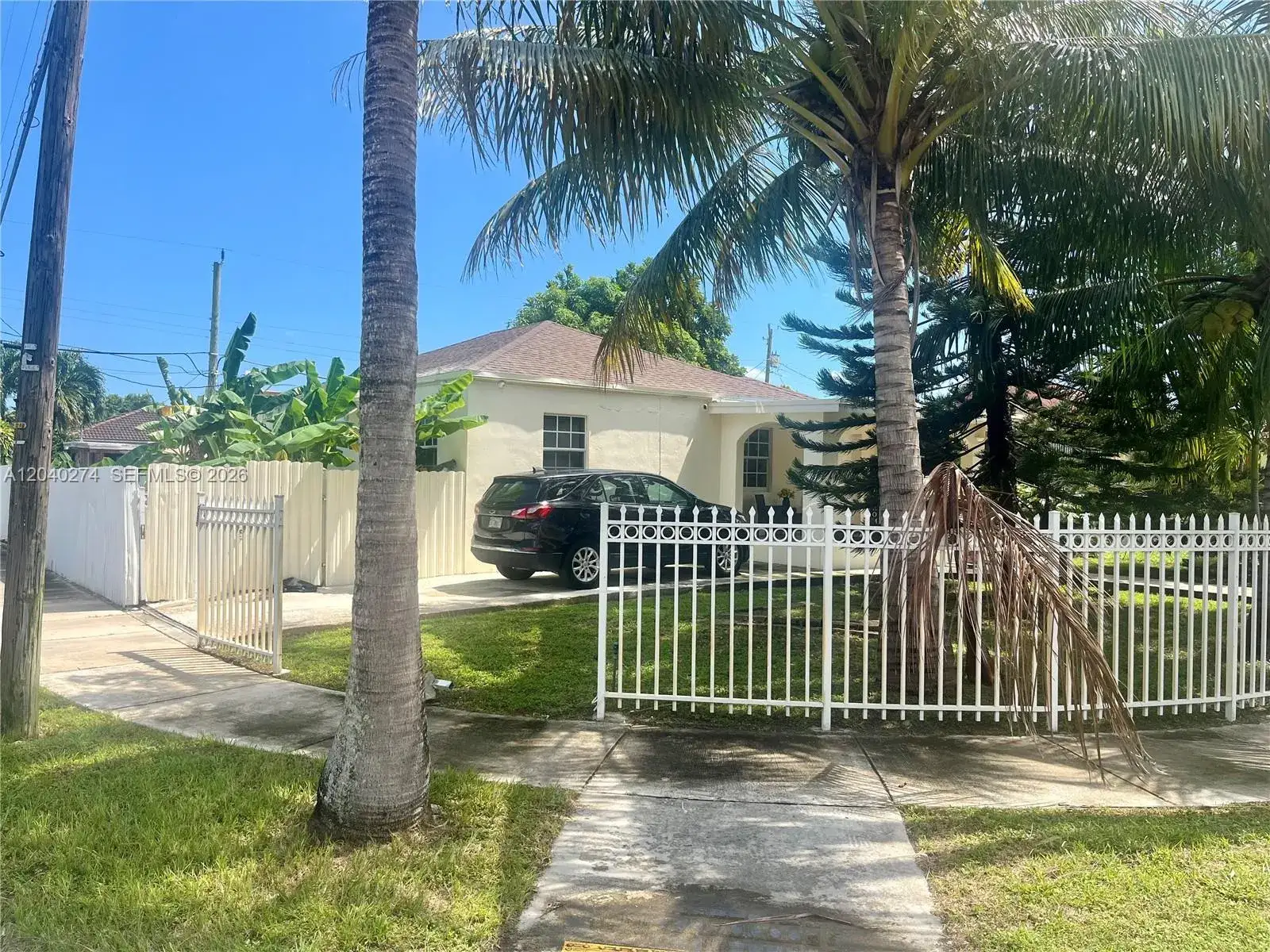 3 bedroom 2 bath Residential for sale at 521 NW 32nd Pl, Miami FL 33125
