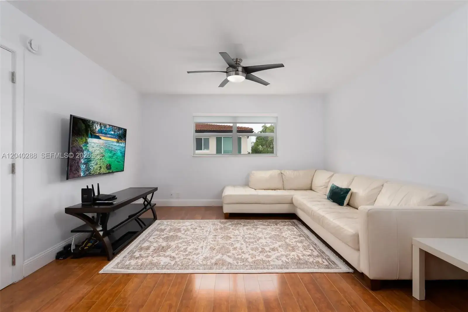 2 bedroom 2 bath Residential for sale at 611 NE 14th Ave # 206, Fort Lauderdale FL 33304