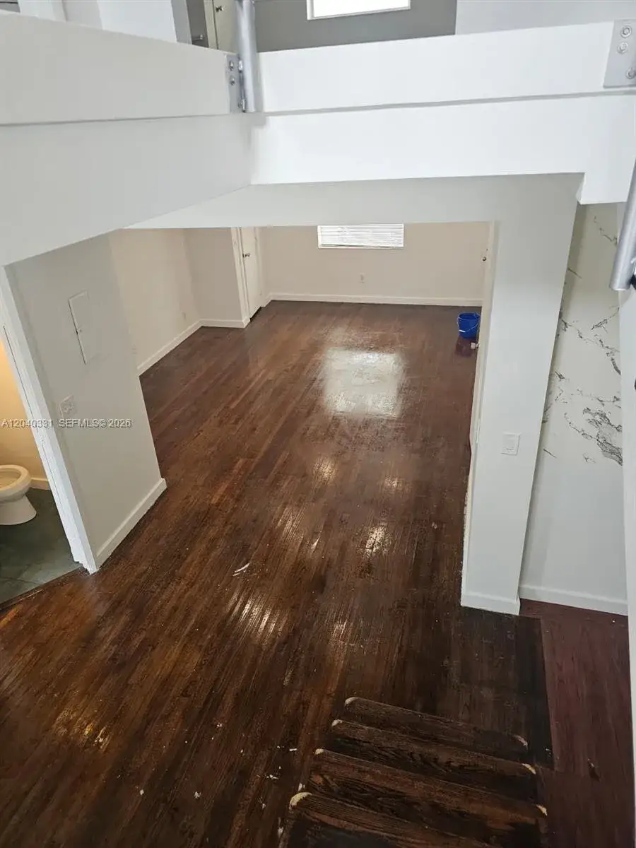 1 bedroom 1 bath Residential Lease for rent at 1614 Jefferson Ave # 5, Miami Beach FL 33139
