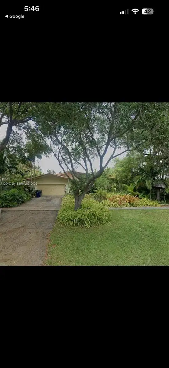 1 bedroom 1 bath Residential Lease for rent at 819 NE 8th St # 2, Hallandale Beach FL 33009