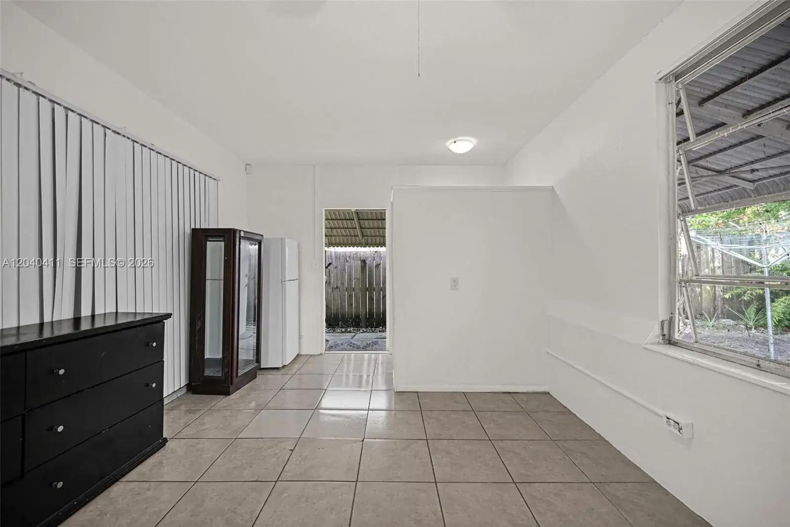 1 bedroom 1 bath Residential Lease for rent at 5069 NW 41st Ct, Lauderdale Lakes FL 33319