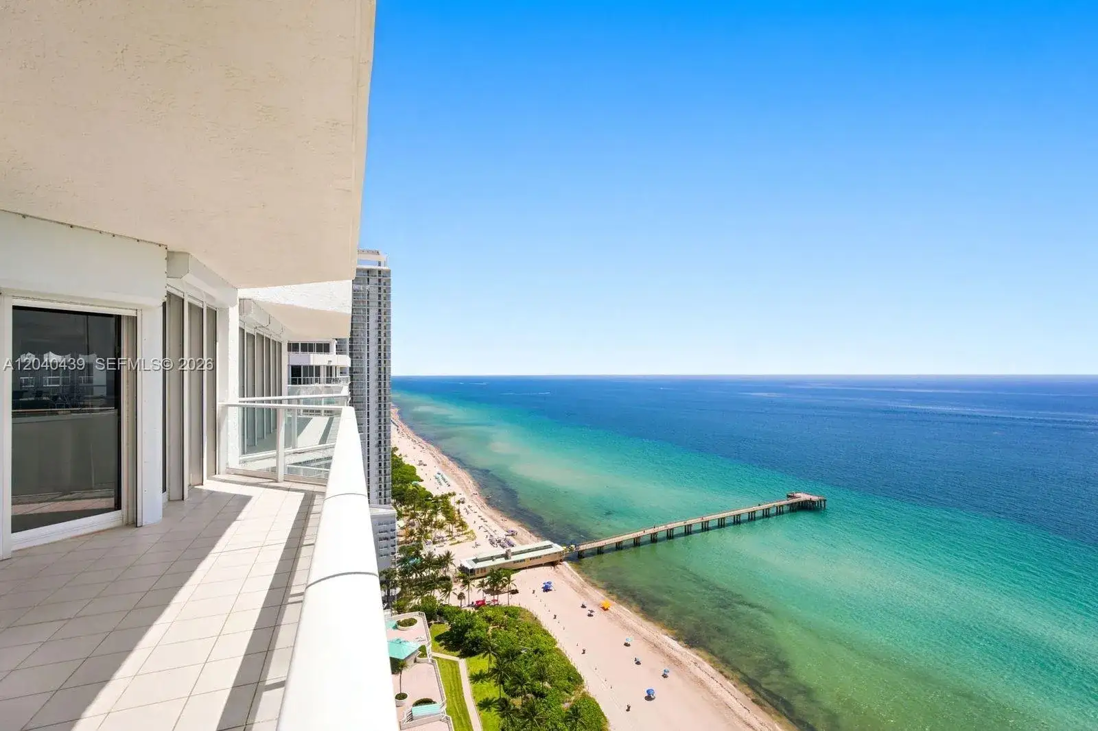 4 bedroom 4 bath Residential Lease for rent at 16445 Collins Ave, Sunny Isles Beach FL 33160