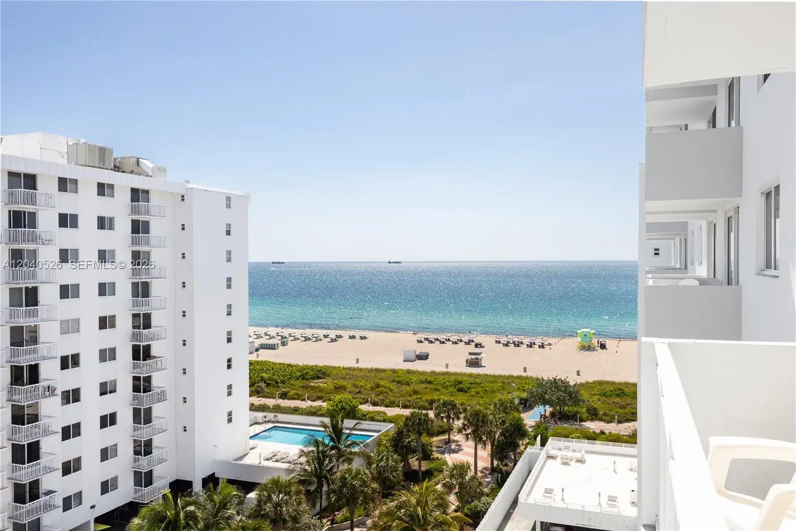 1 bedroom 1 bath Residential for sale at 345 Ocean Dr # 924, Miami Beach FL 33139