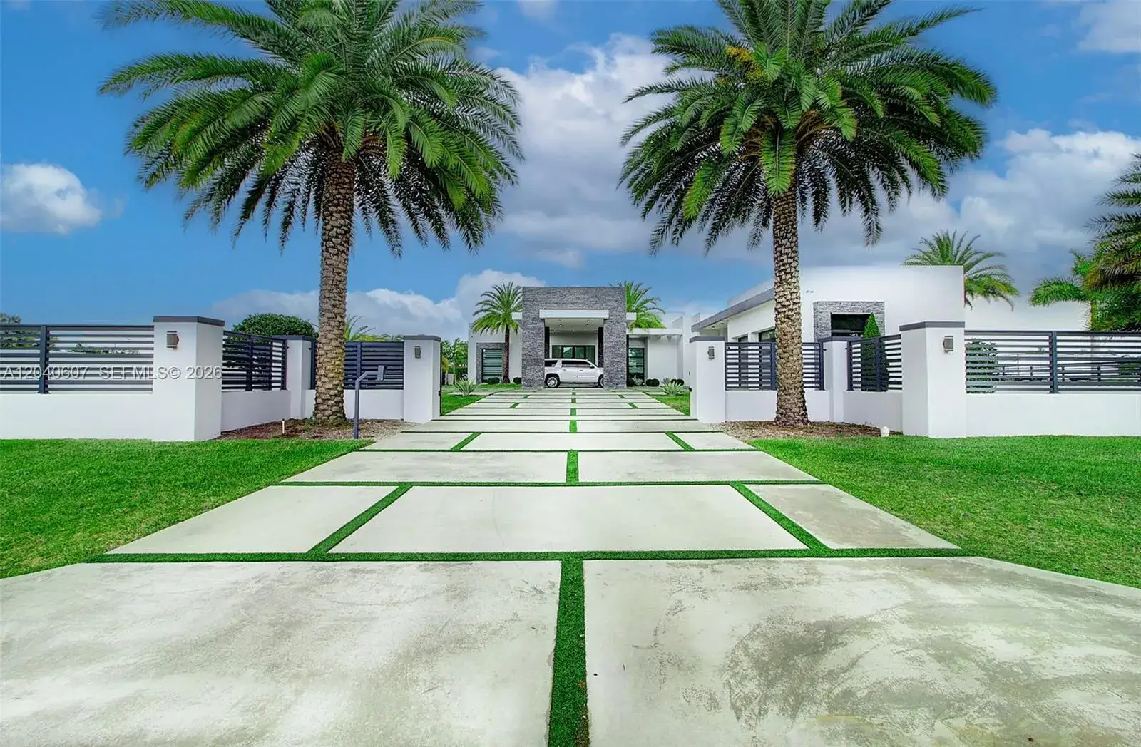 6 bedroom 6 bath Residential for sale at 13052 NW 102nd Ave, Hialeah Gardens FL 33018