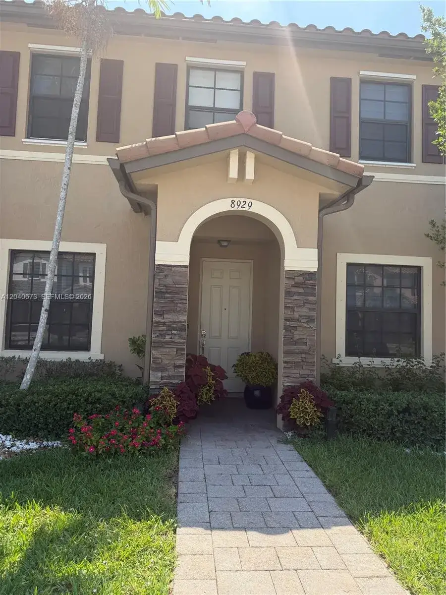 2 bedroom 2 bath Residential for sale at 8929 W 35th Way, Hialeah FL 33018